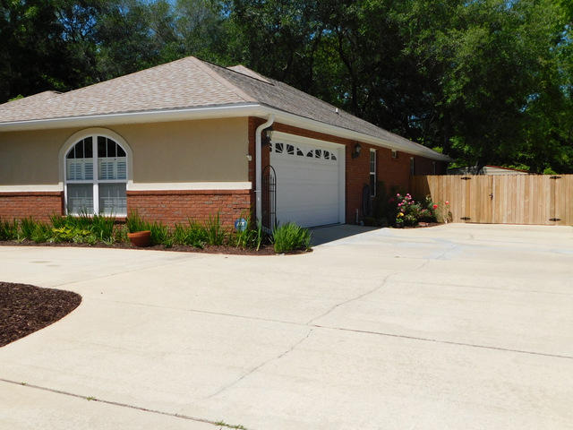 HOMESTEAD MANOR S/D - Residential