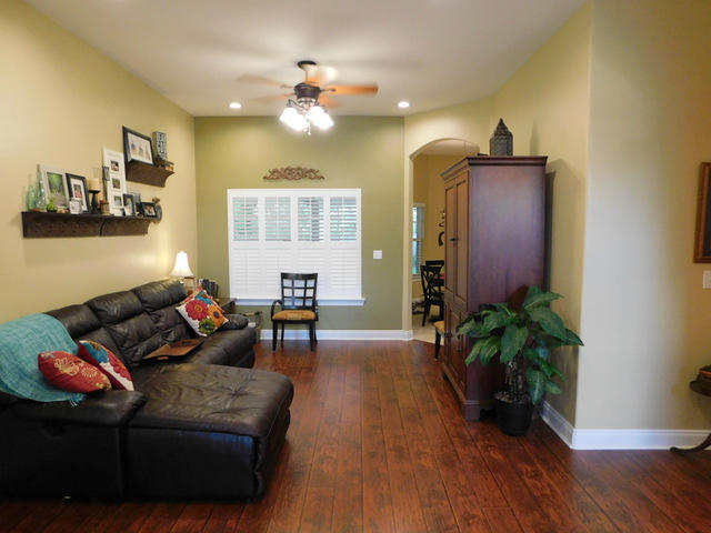 HOMESTEAD MANOR S/D - Residential