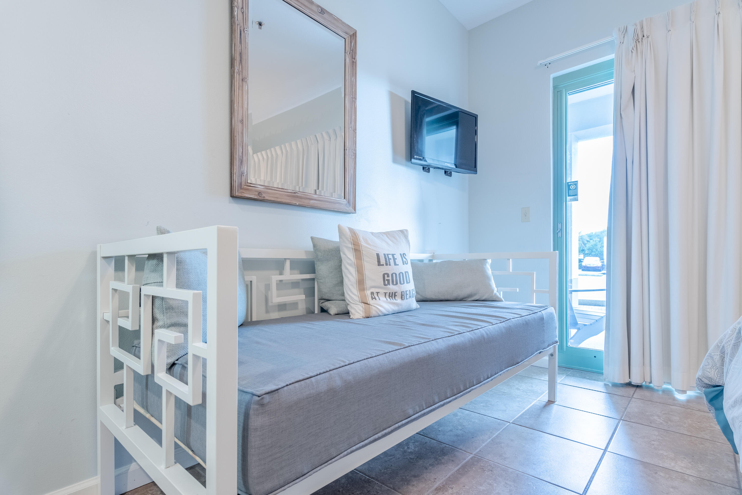 INN AT SEACREST BEACH (THE) - Residential