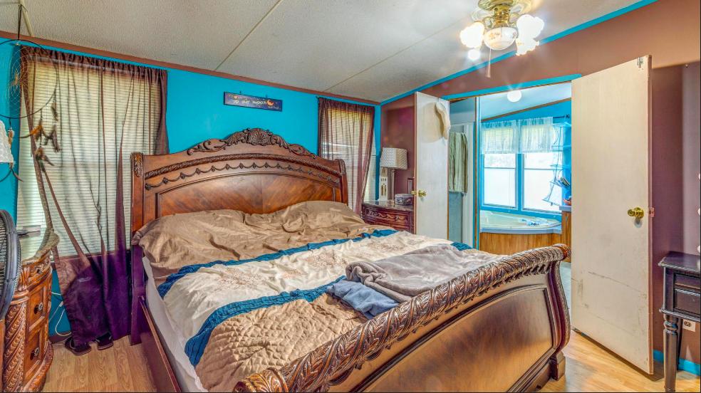 TOWN OF SANTA ROSA - Residential