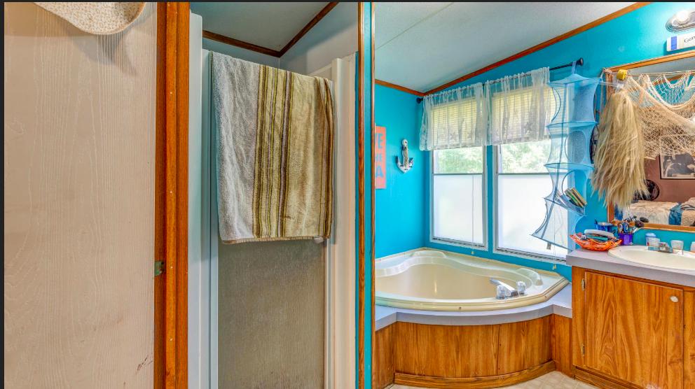 TOWN OF SANTA ROSA - Residential