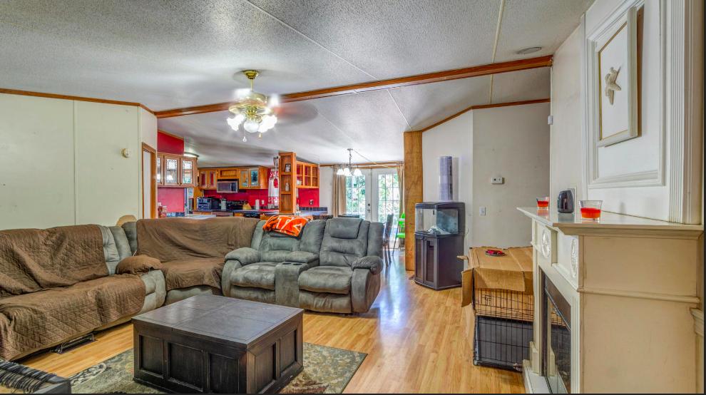 TOWN OF SANTA ROSA - Residential