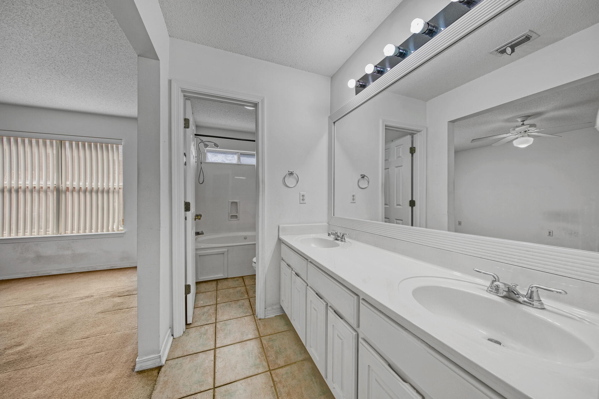 HARBOR BREEZE 3RD ADDN - Residential