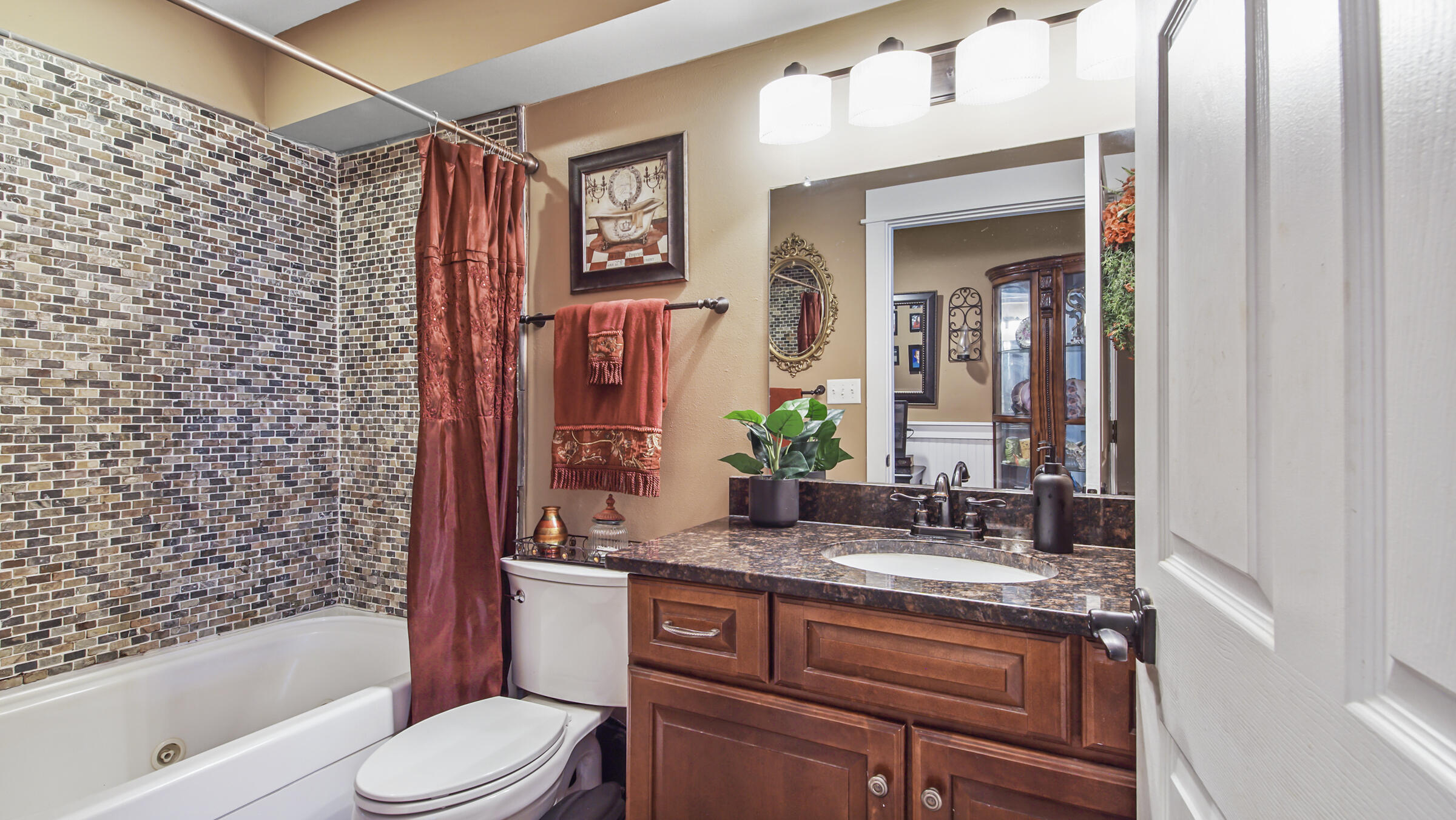 PALMETTO PLANTATION - Residential