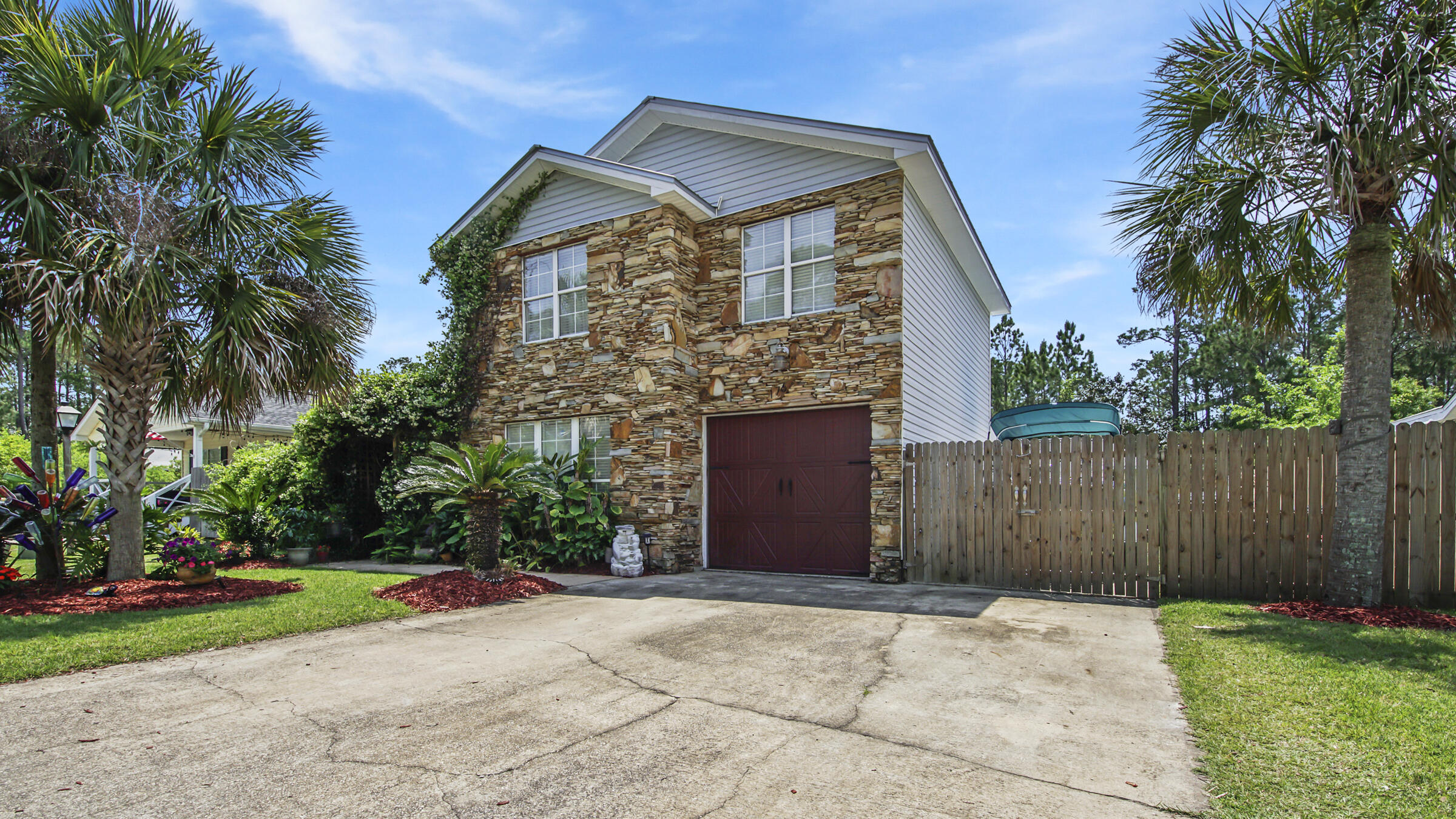 PALMETTO PLANTATION - Residential