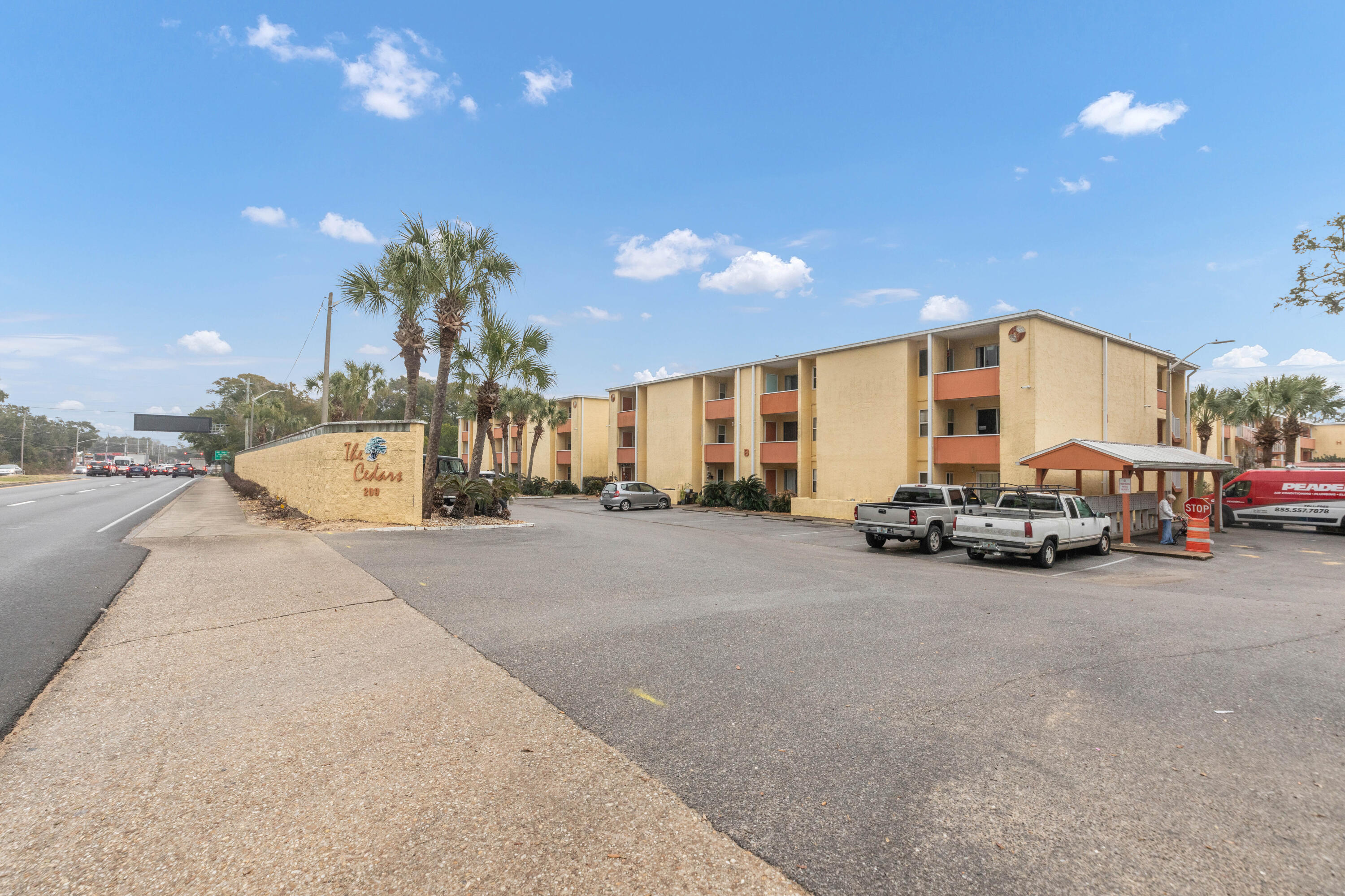 THE CEDARS - Residential
