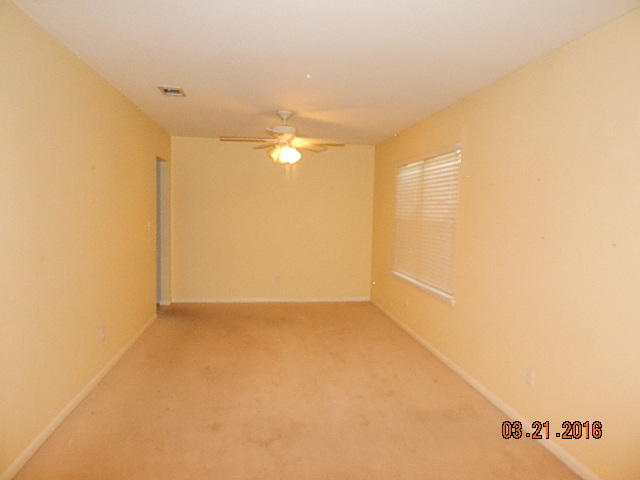 CREEKSIDE 5 - Residential Lease