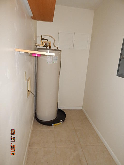 CREEKSIDE 5 - Residential Lease