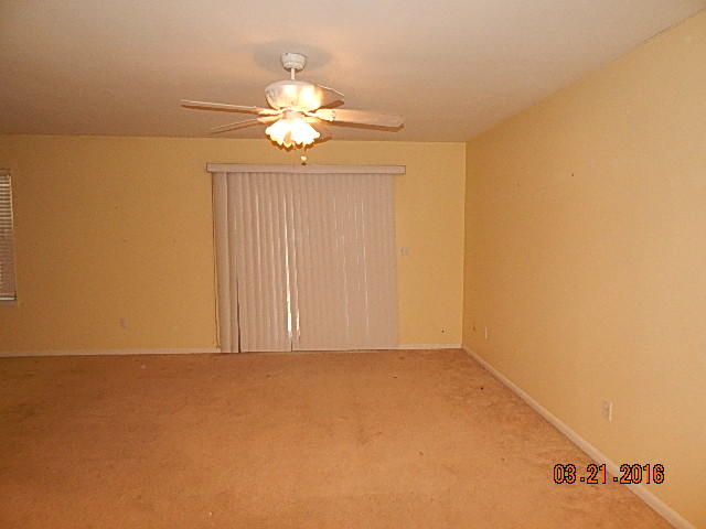 CREEKSIDE 5 - Residential Lease