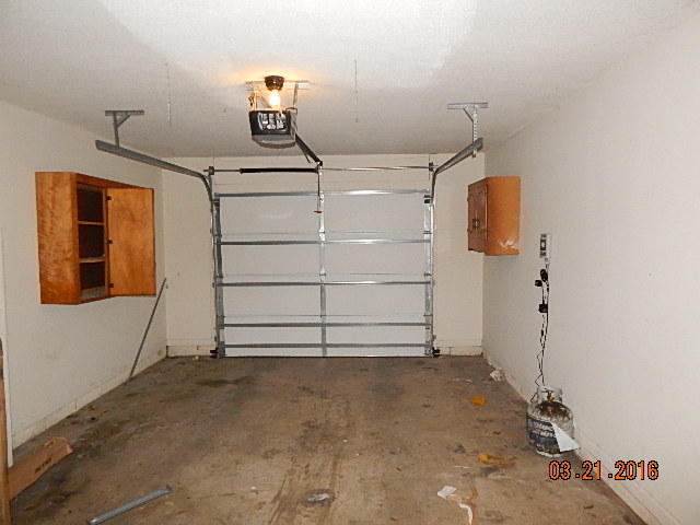 CREEKSIDE 5 - Residential Lease