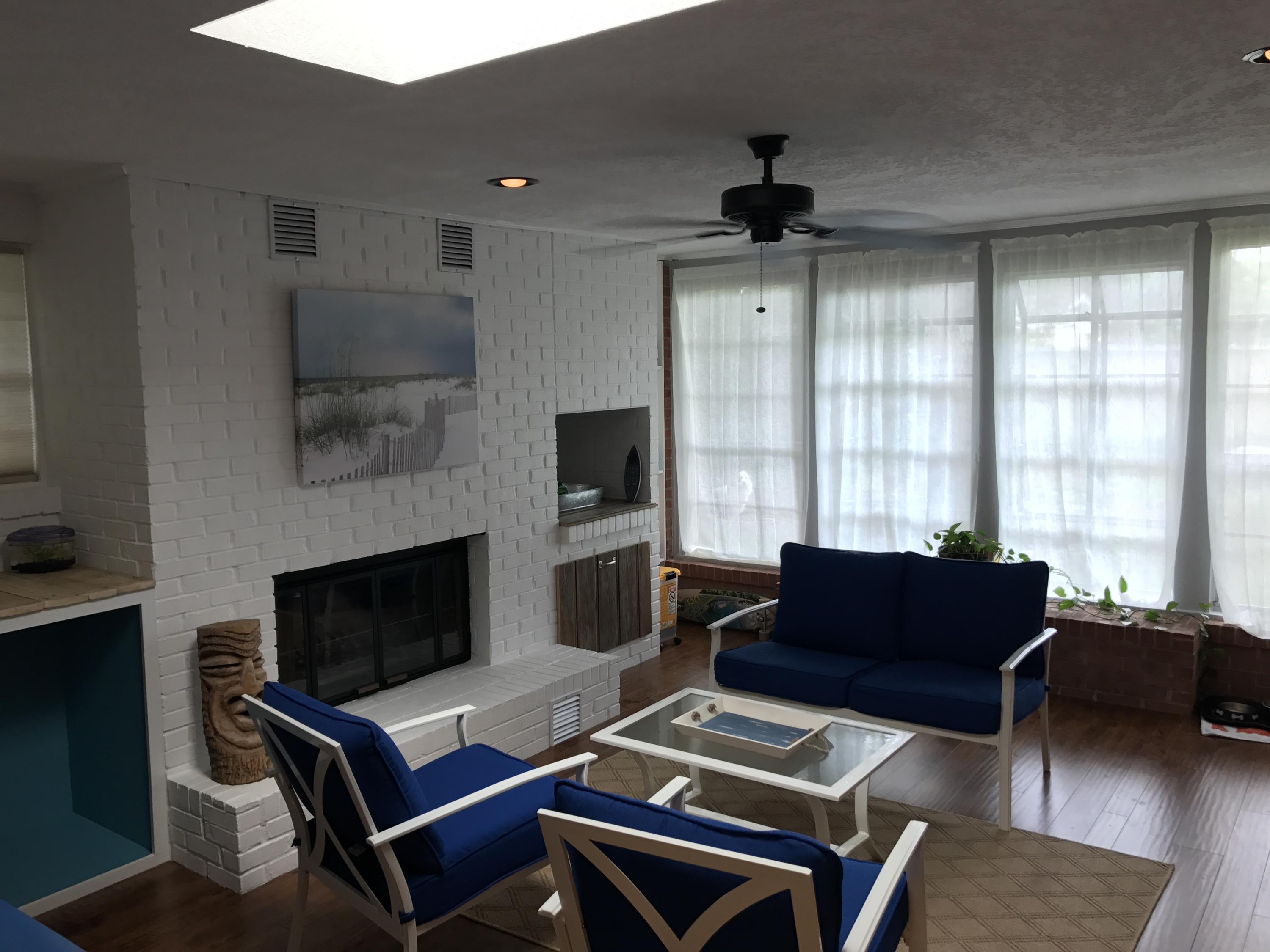 BAYOU WOODS 1ST ADDN - Residential