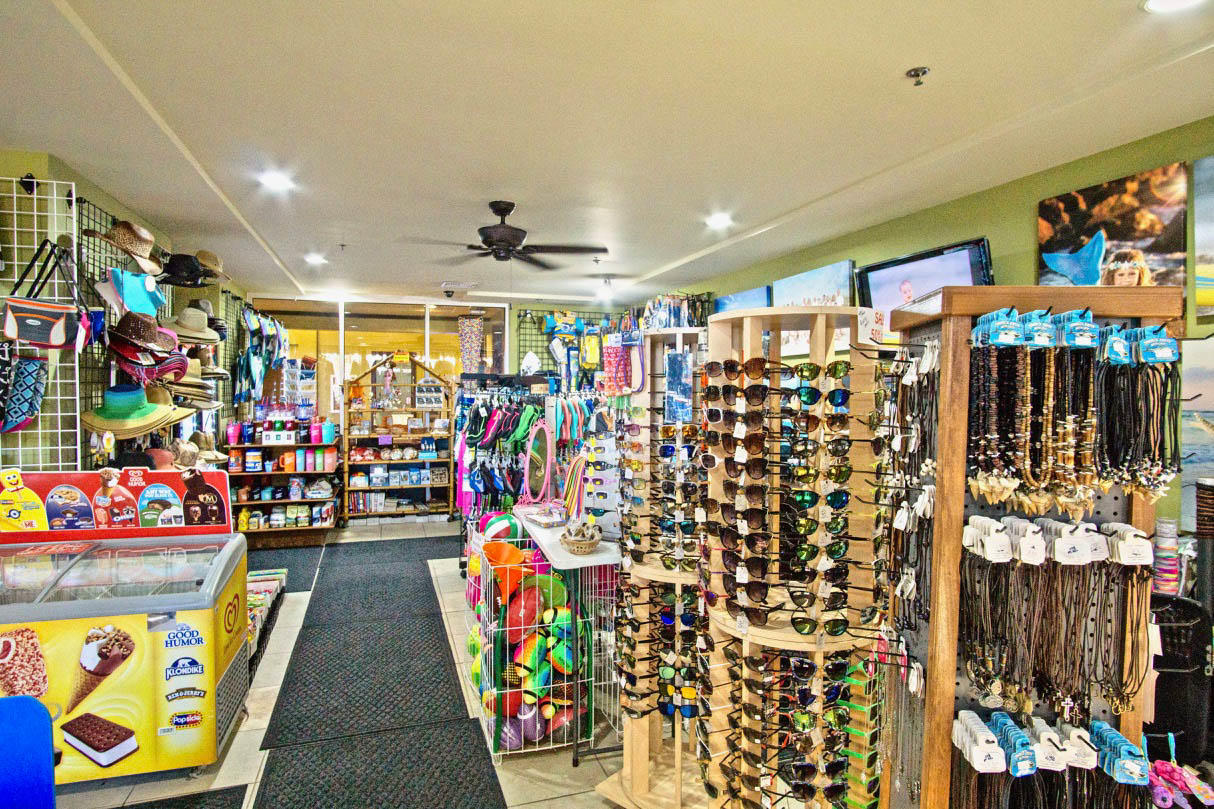 SHORES OF PANAMA - Residential