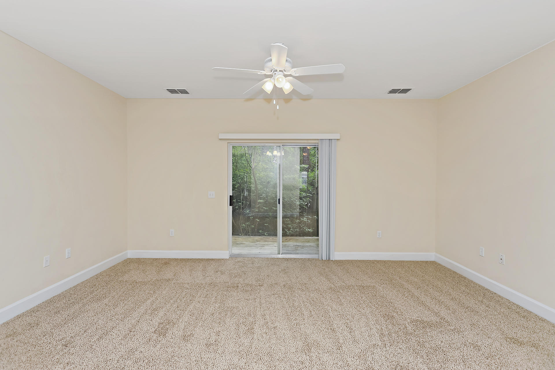 PALMS OF FREEPORT - Residential