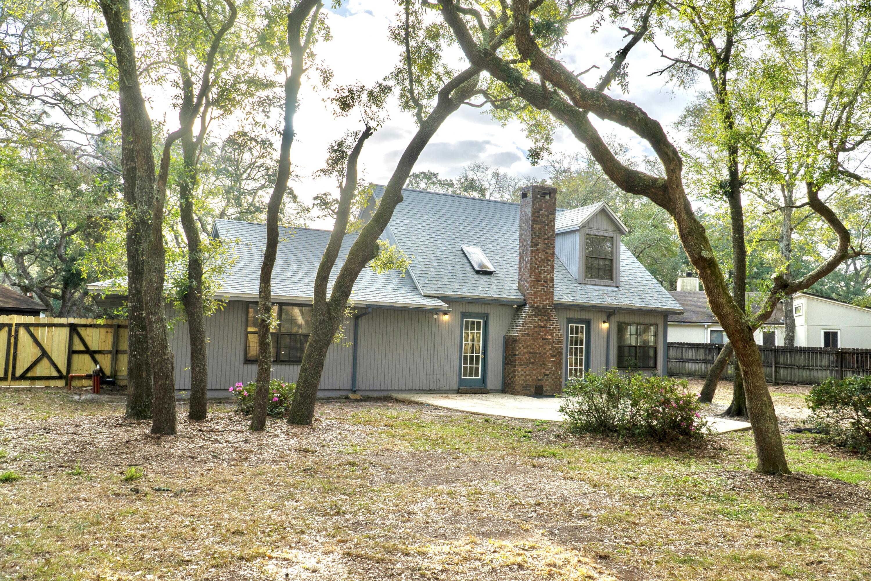 BERKSHIRE WOODS - Residential