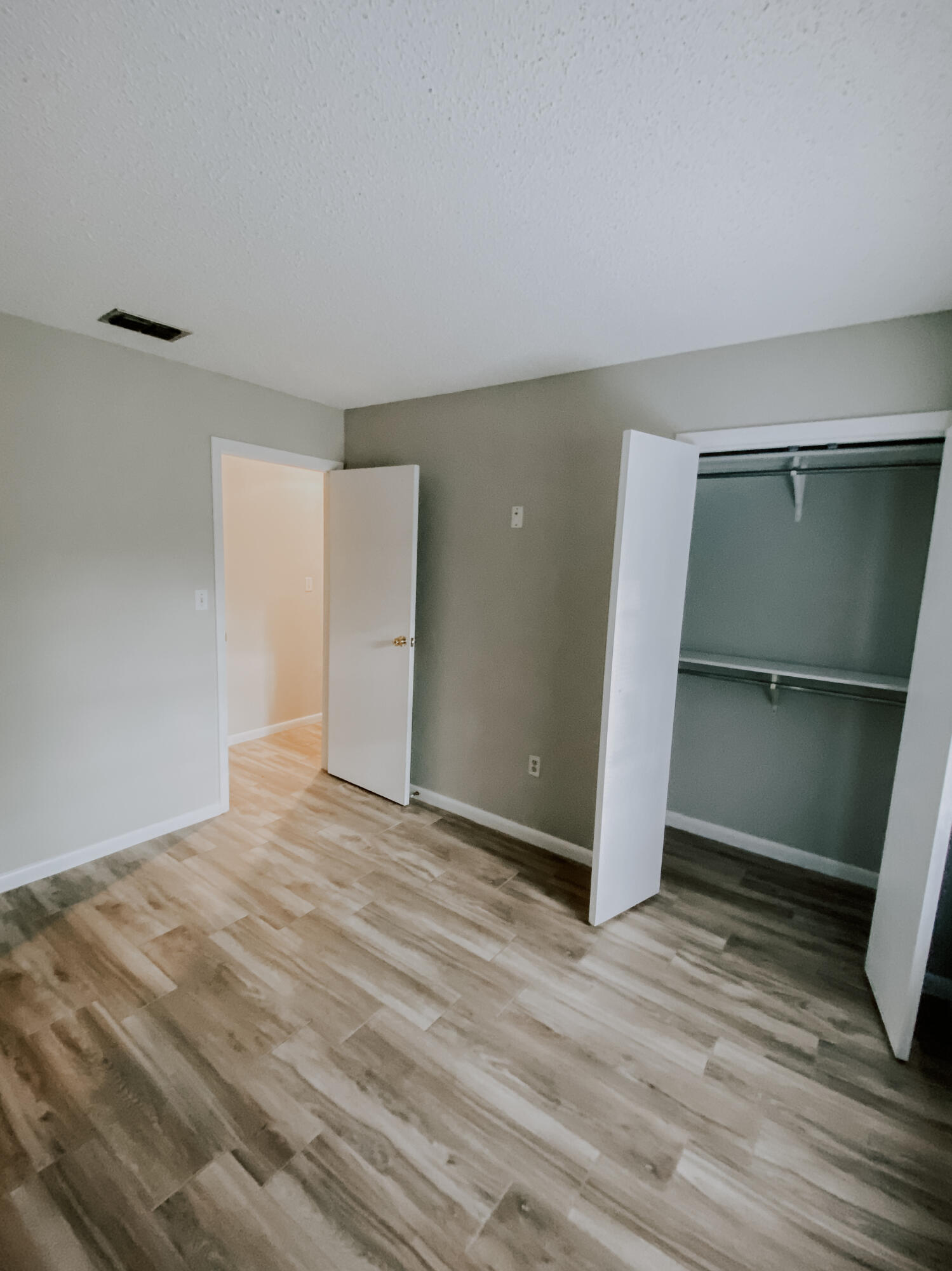 BERKSHIRE WOODS - Residential