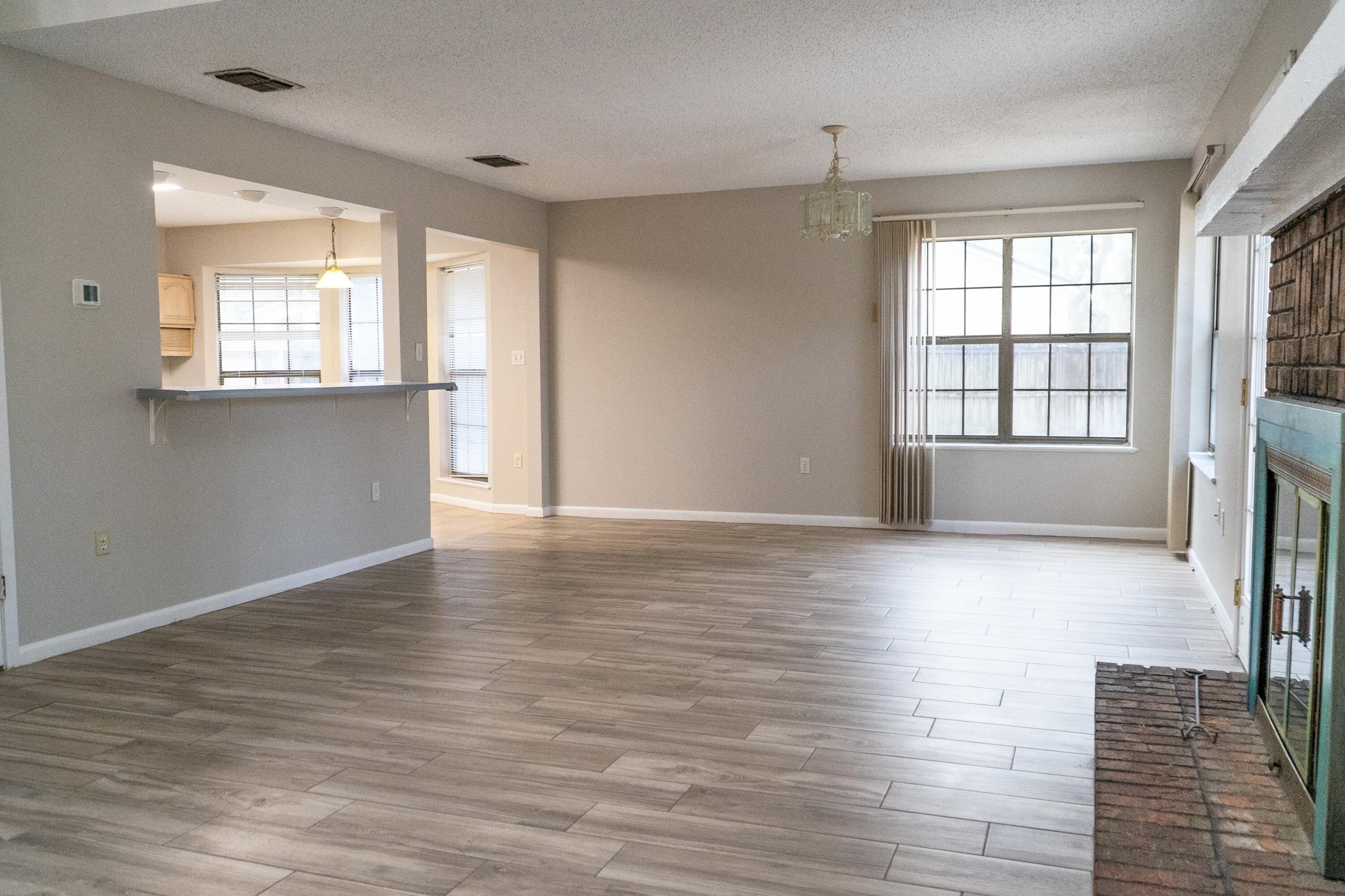 BERKSHIRE WOODS - Residential