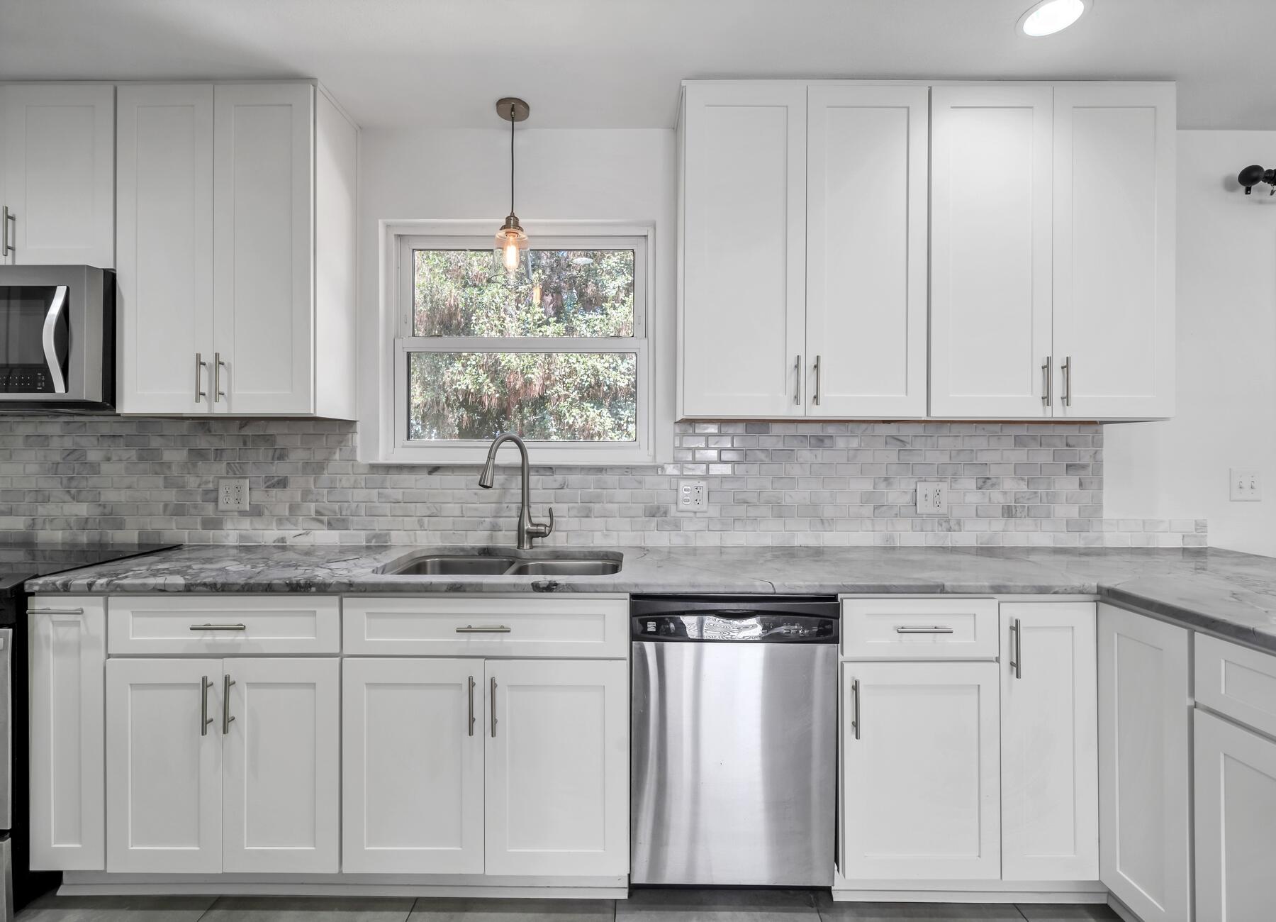 NICEVILLE PINES - Residential Lease