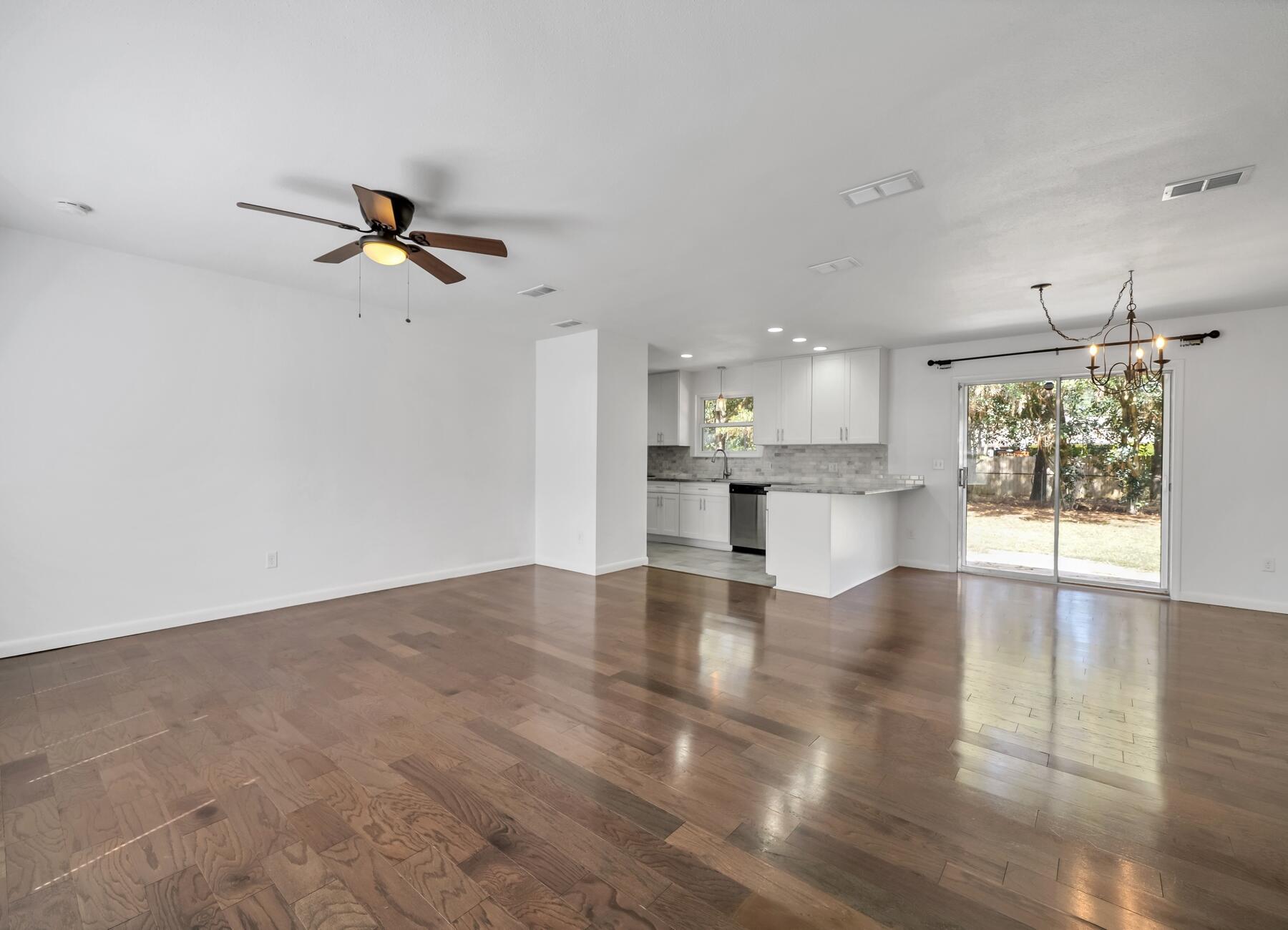 NICEVILLE PINES - Residential Lease