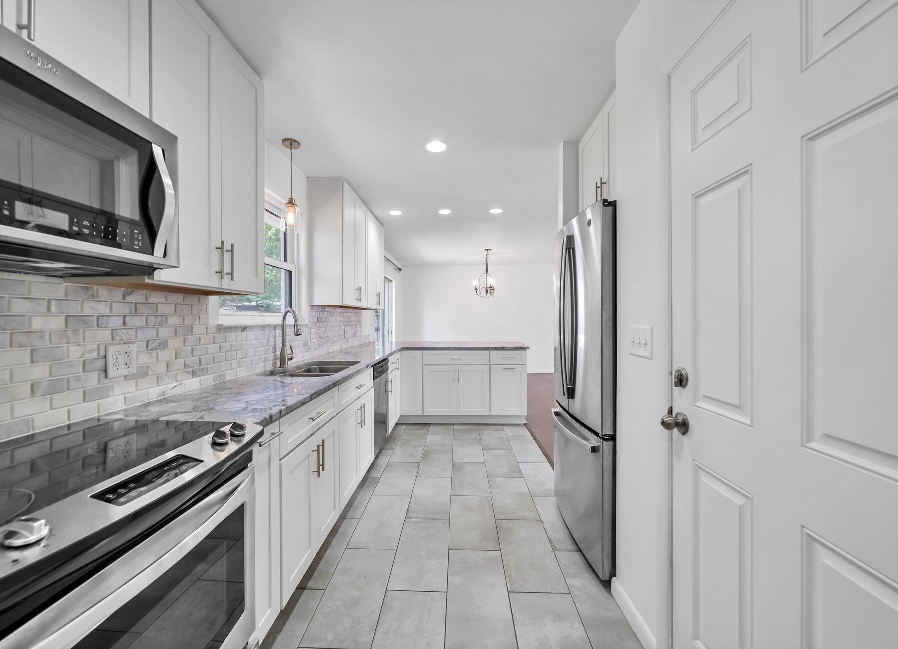 NICEVILLE PINES - Residential Lease