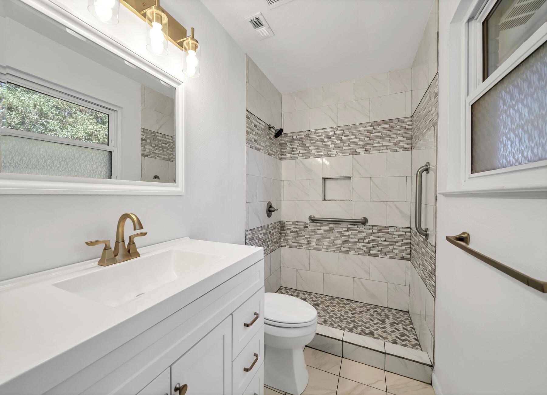 NICEVILLE PINES - Residential Lease