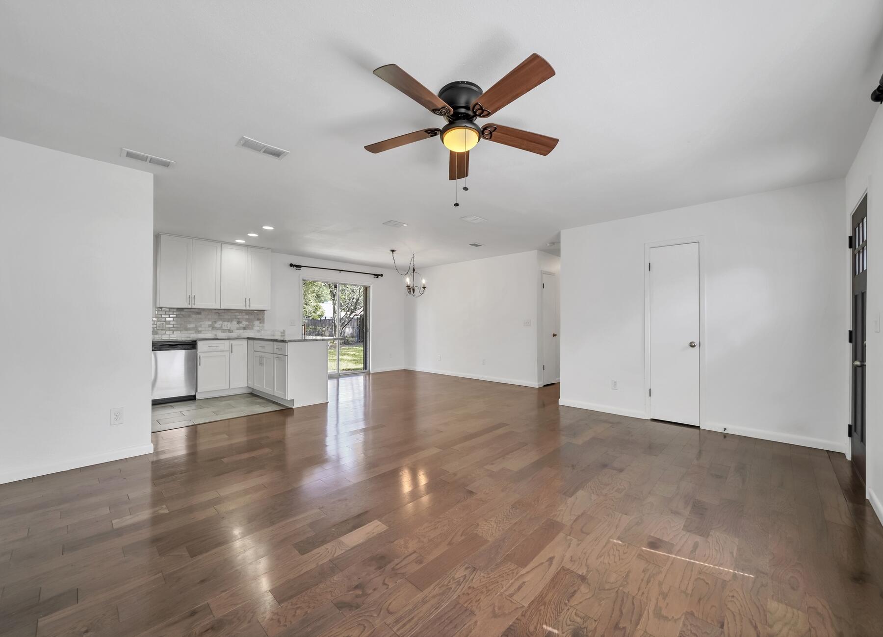 NICEVILLE PINES - Residential Lease