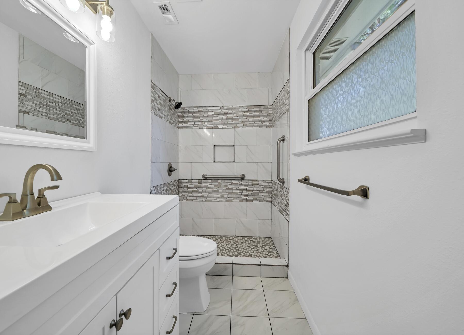 NICEVILLE PINES - Residential Lease