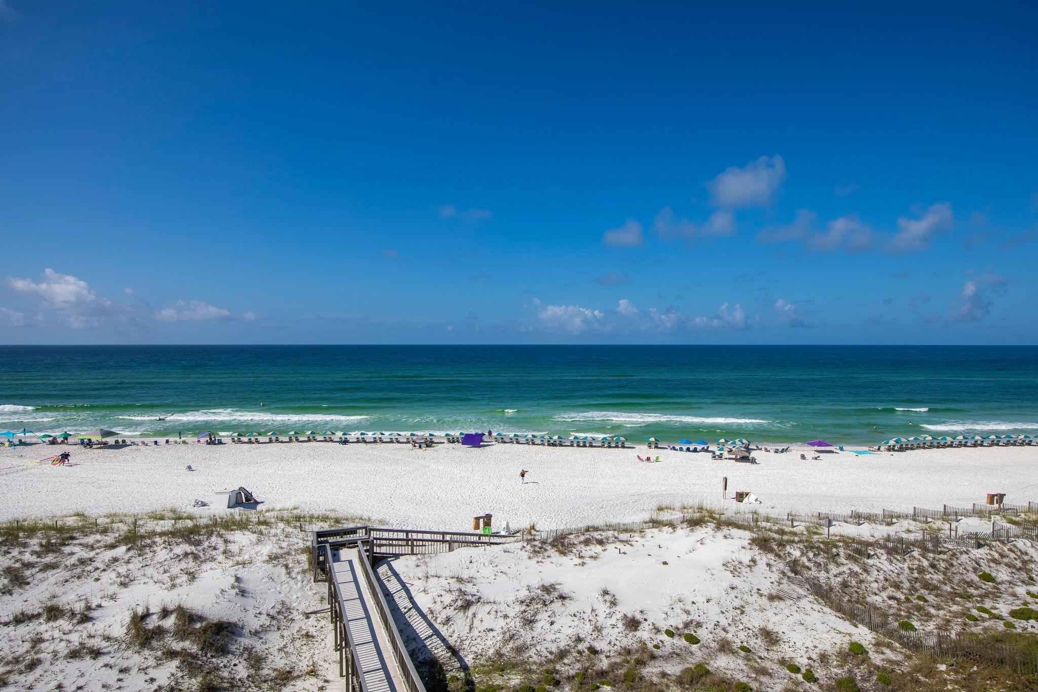 COMMODORE'S RETREAT LIMITED C - Residential