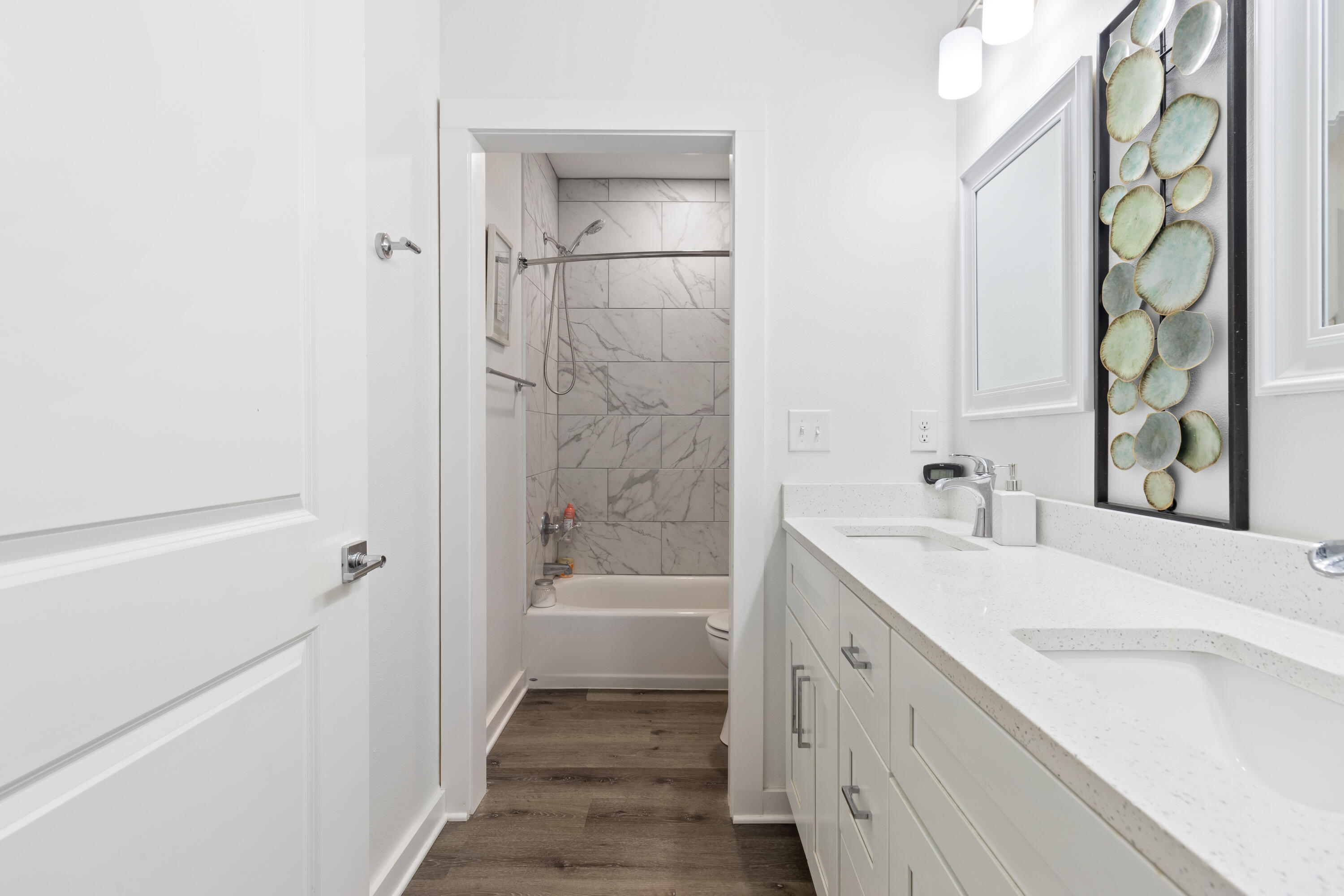 OAKWOOD LAKES ESTATES - Residential