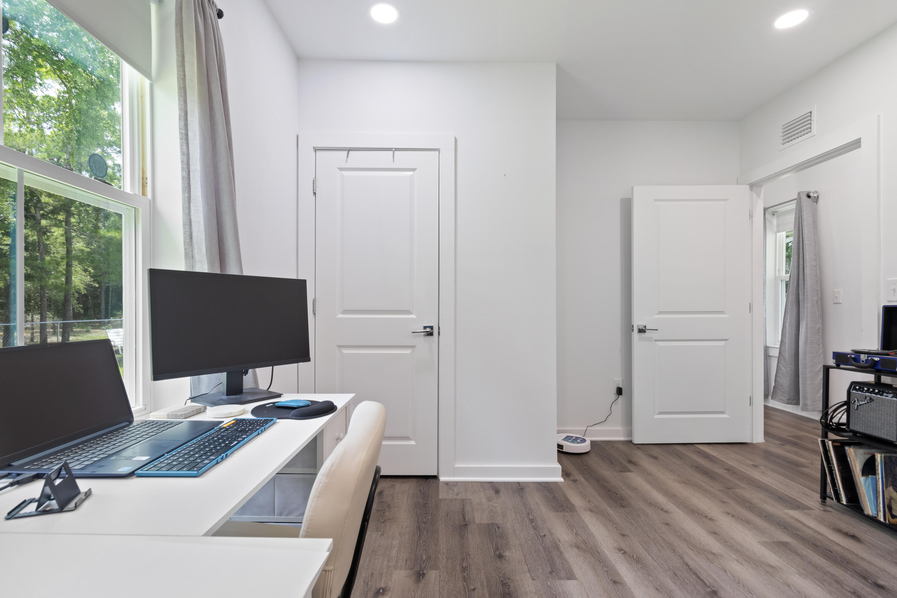 OAKWOOD LAKES ESTATES - Residential