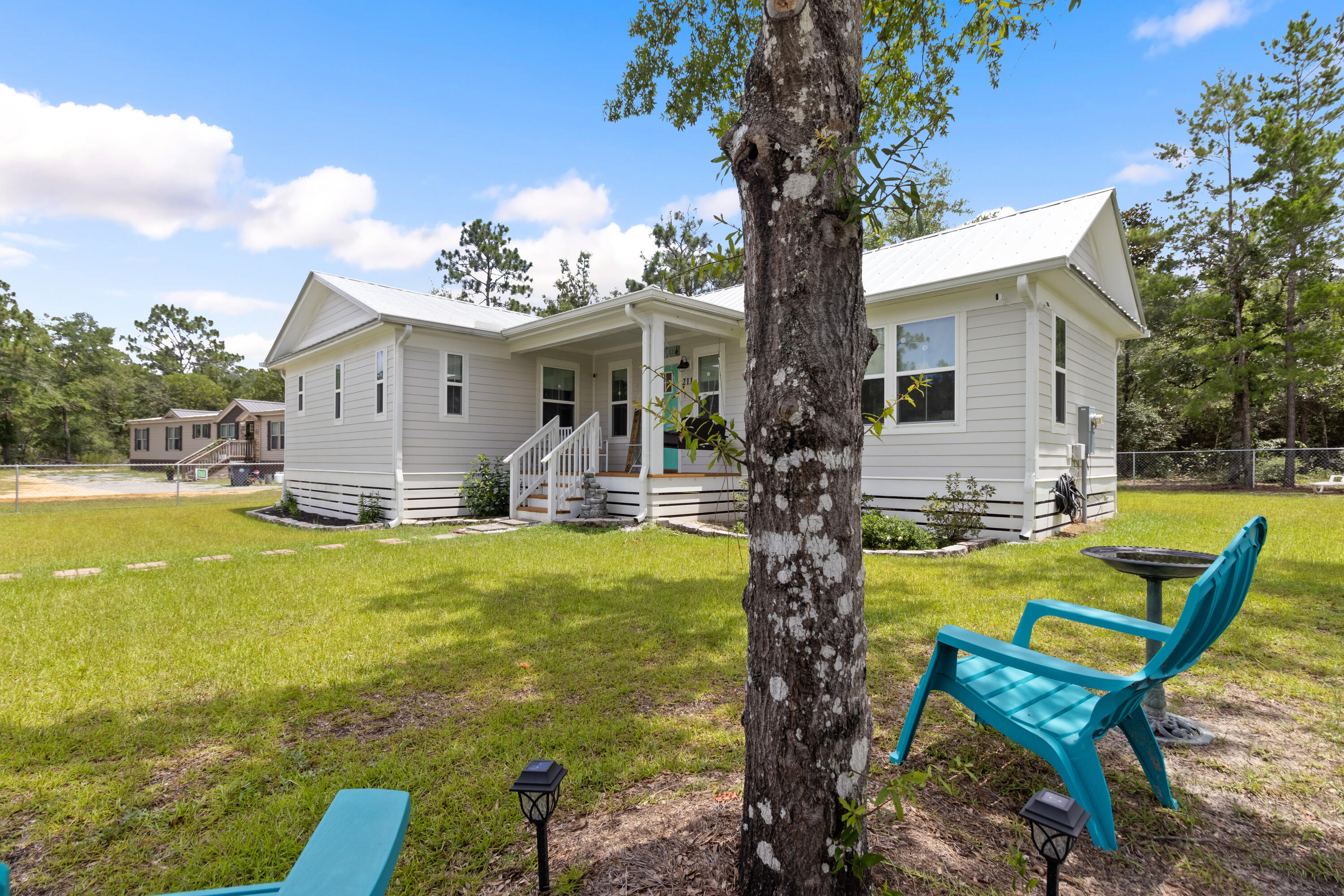 OAKWOOD LAKES ESTATES - Residential