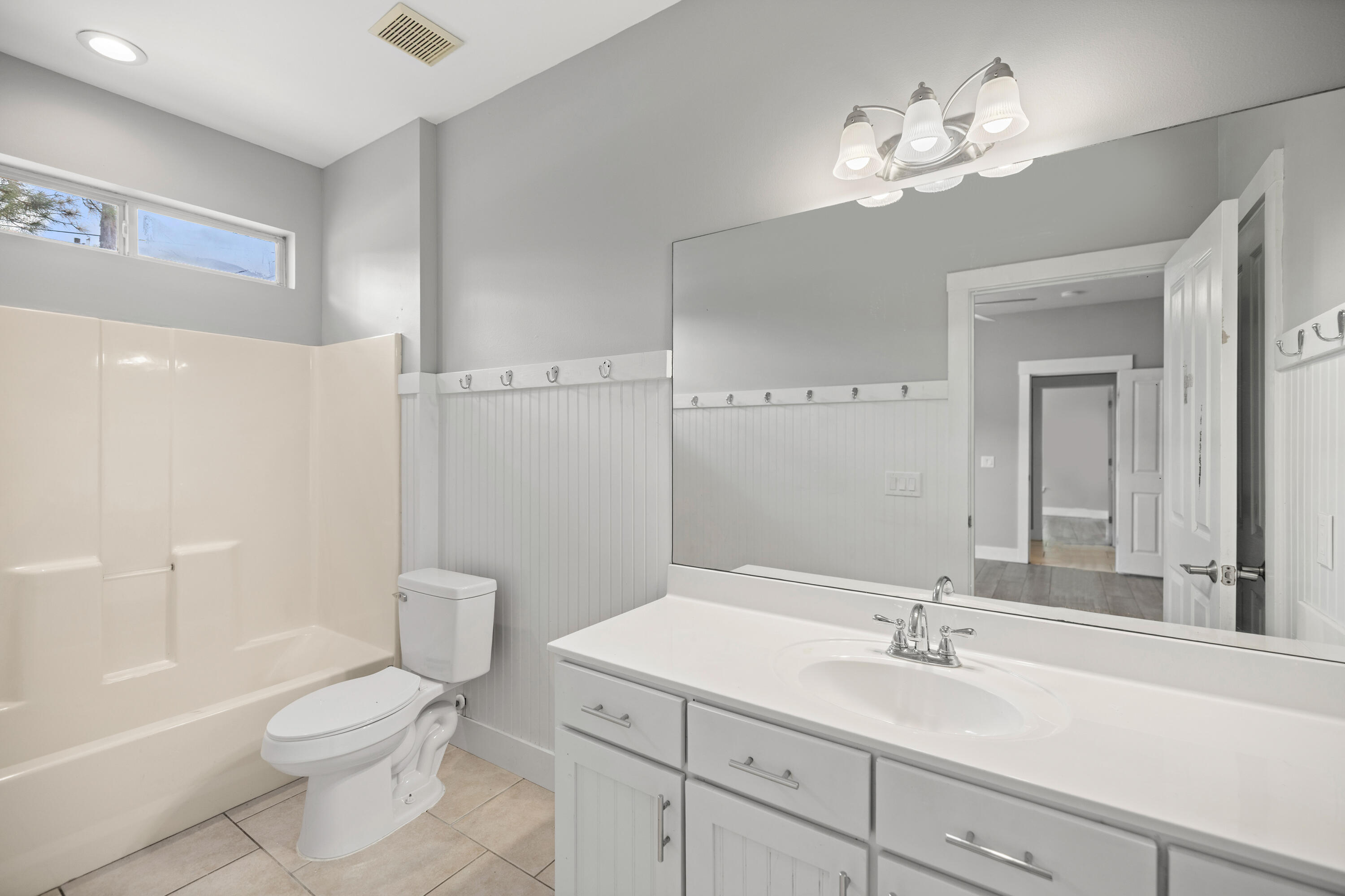 DOROTHY BOWEN ESTATES - Residential