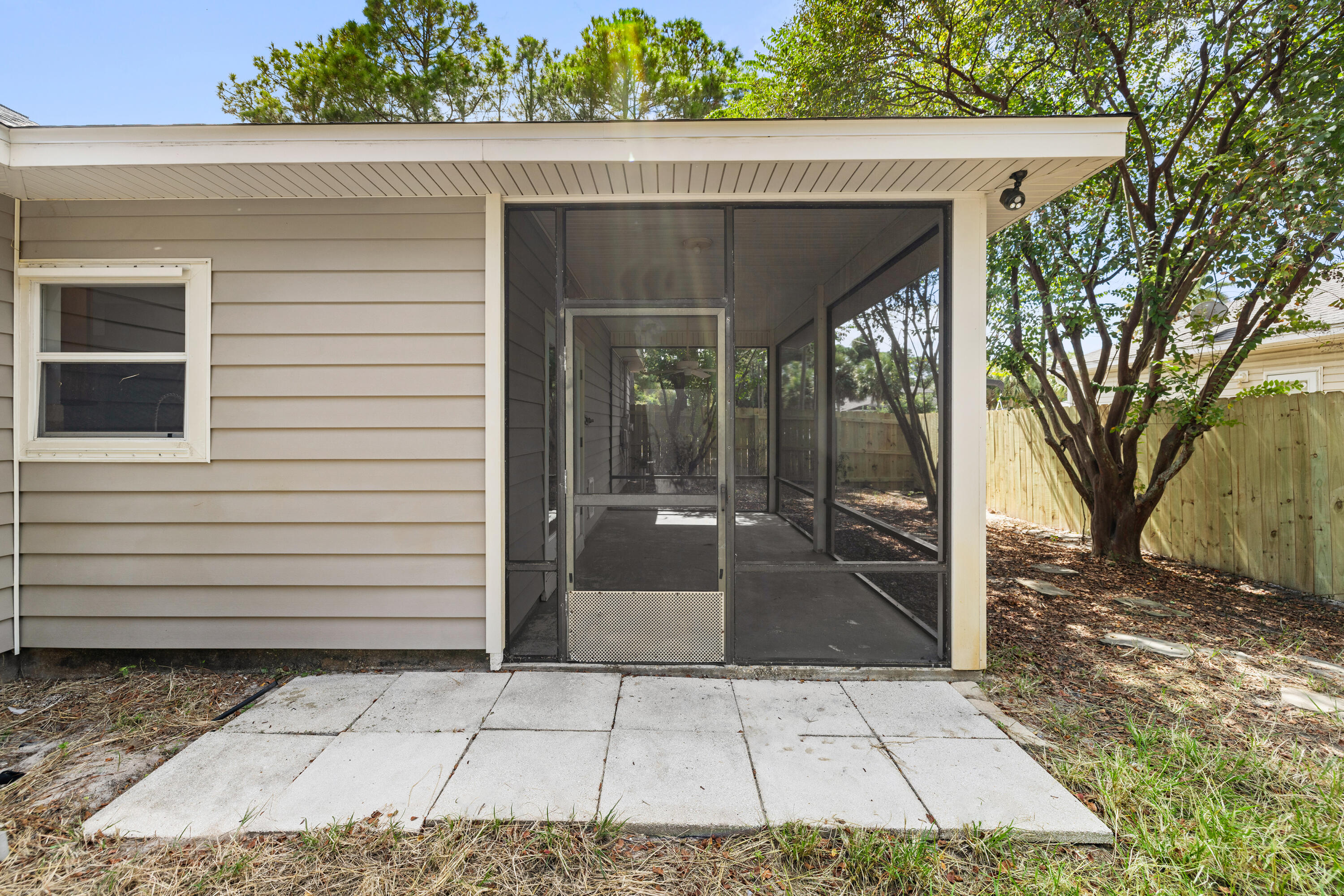 DOROTHY BOWEN ESTATES - Residential