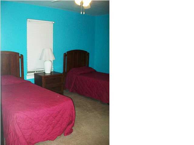 KISKA BEACH - Residential Lease