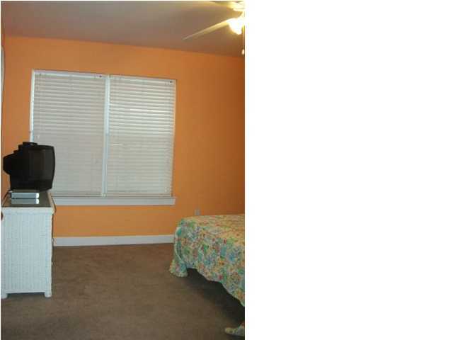 KISKA BEACH - Residential Lease