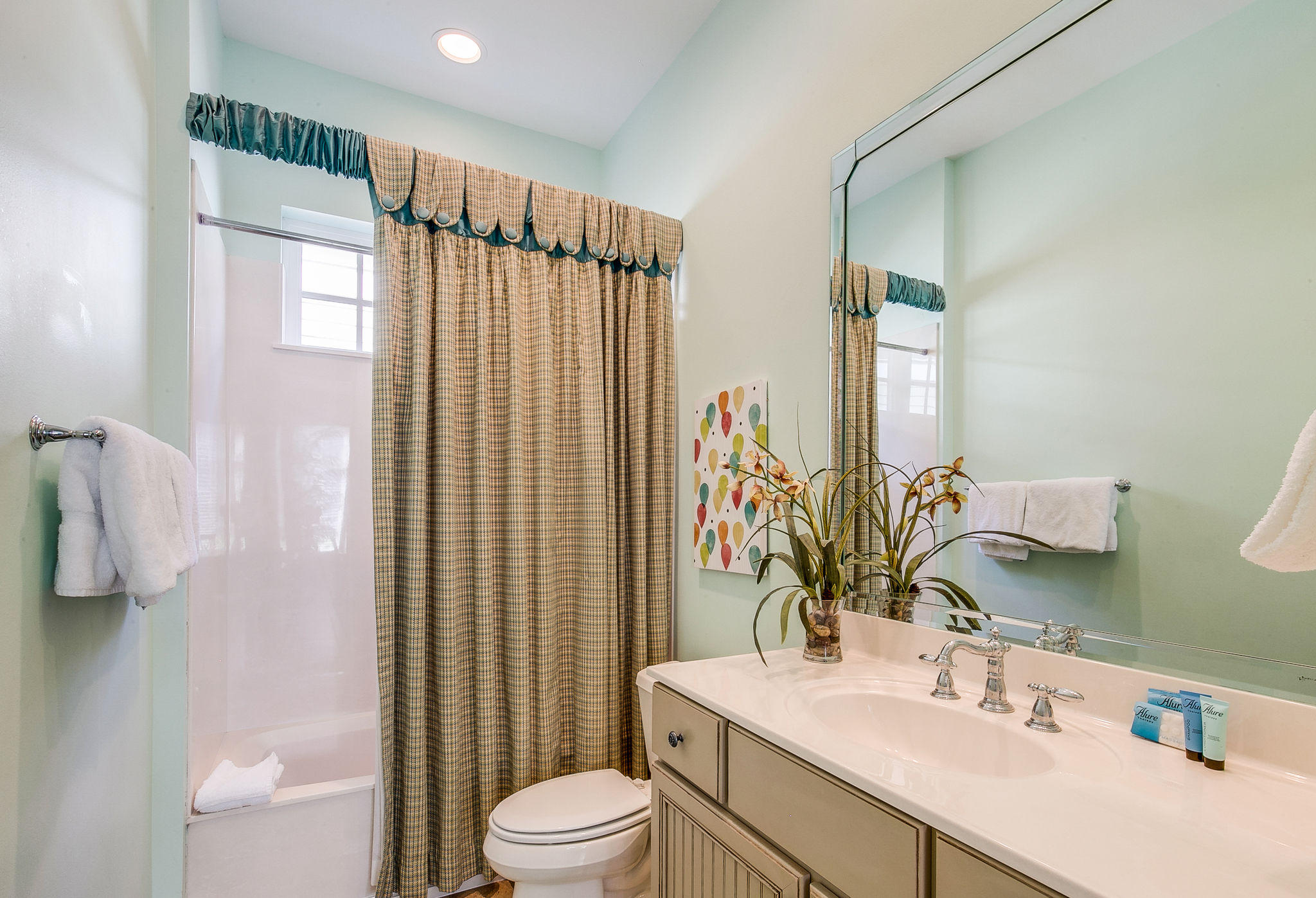 BUNGALOS AT SANDESTIN - Residential