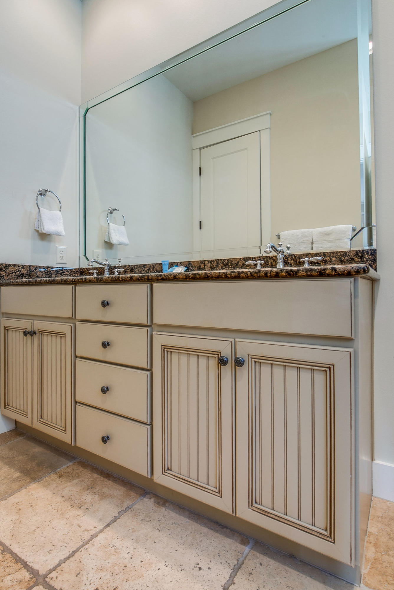 BUNGALOS AT SANDESTIN - Residential