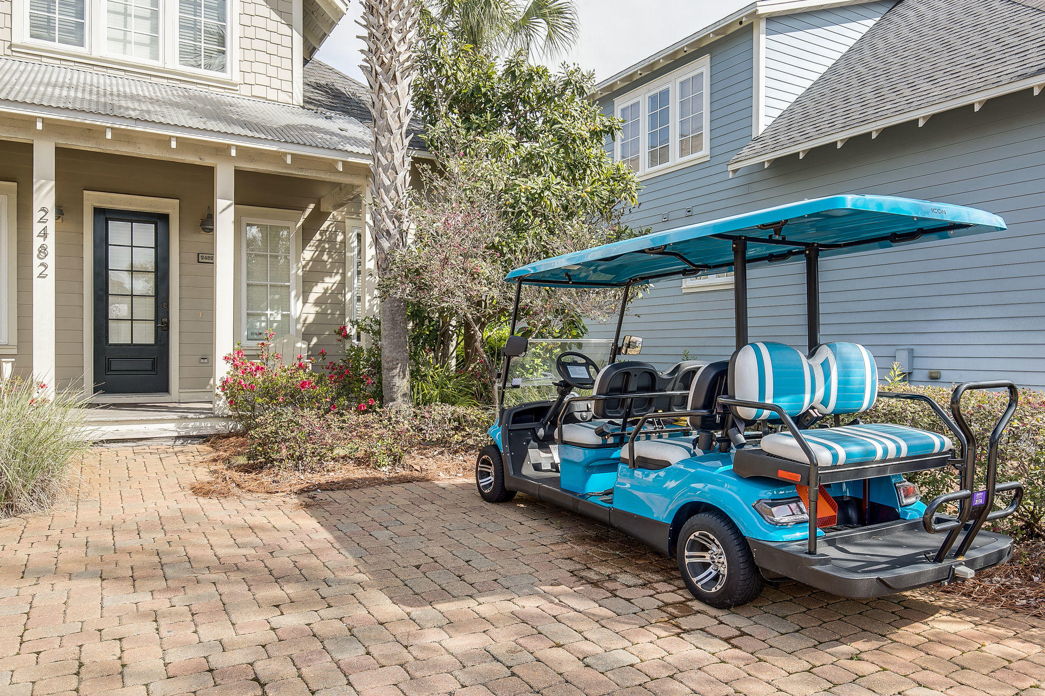 BUNGALOS AT SANDESTIN - Residential