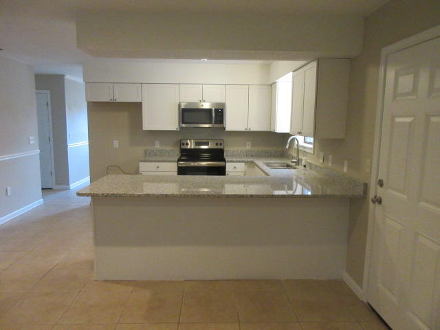 FOREST MANOR 2ND ADDN - Residential