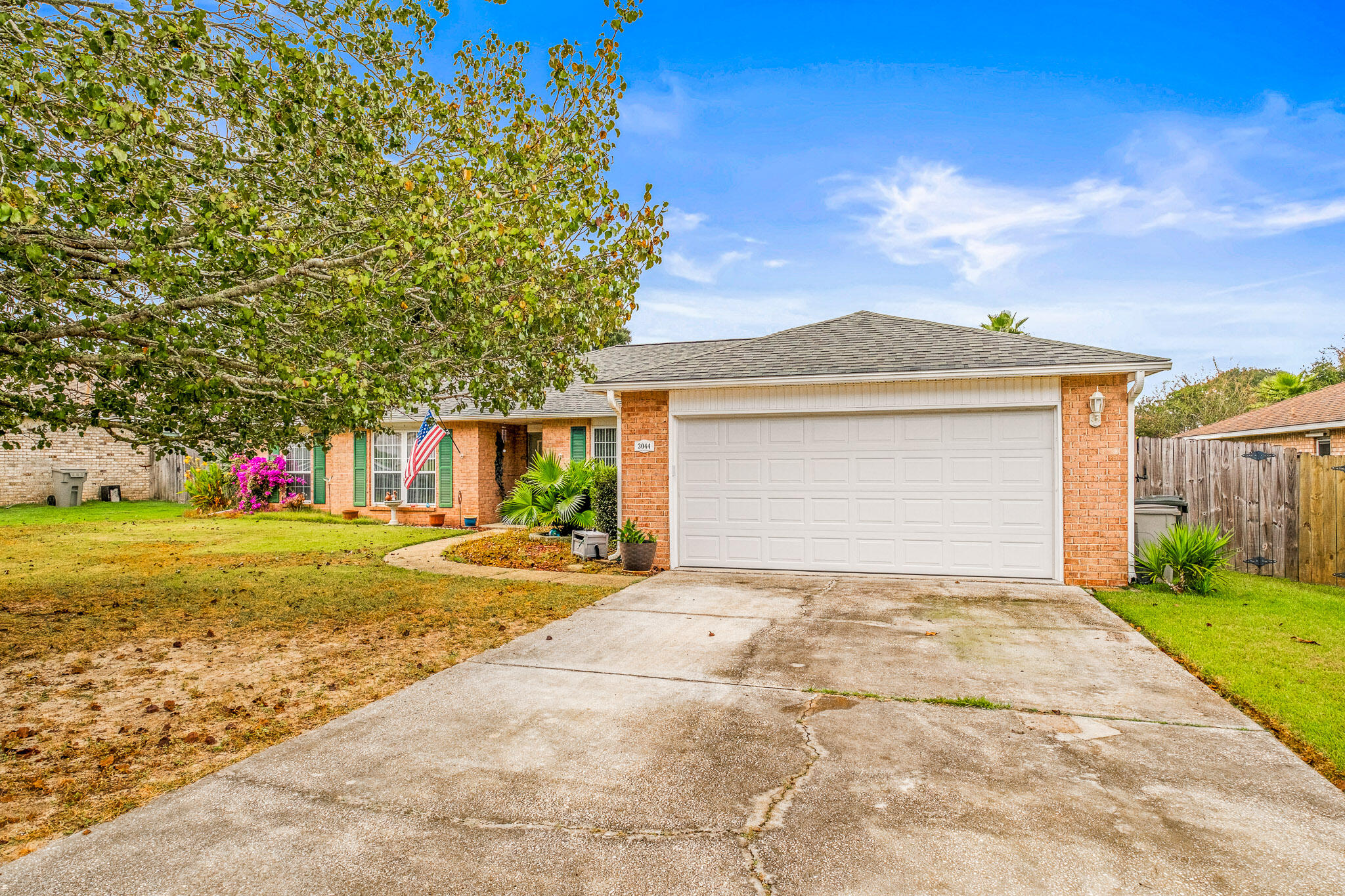 MAGNOLIA LAKE ESTATES PH 2 - Residential