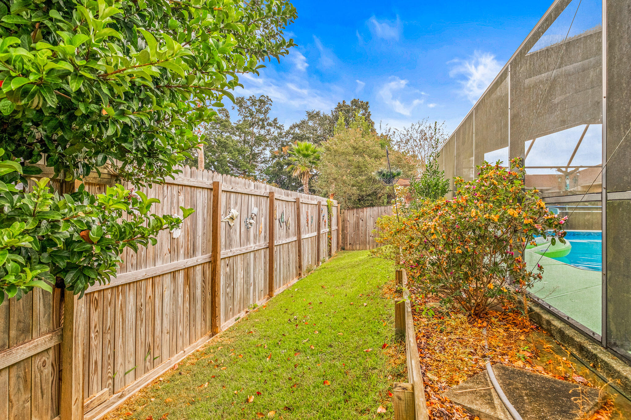 MAGNOLIA LAKE ESTATES PH 2 - Residential