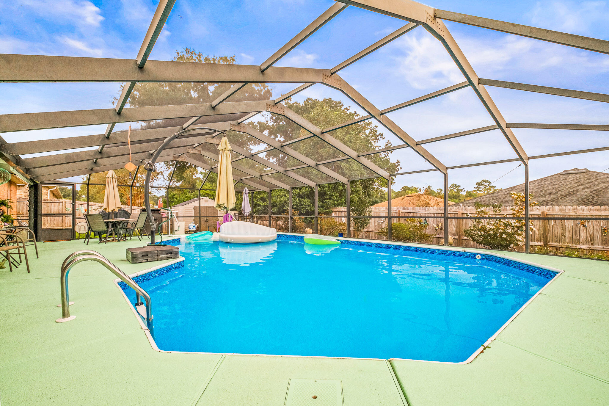 MAGNOLIA LAKE ESTATES PH 2 - Residential