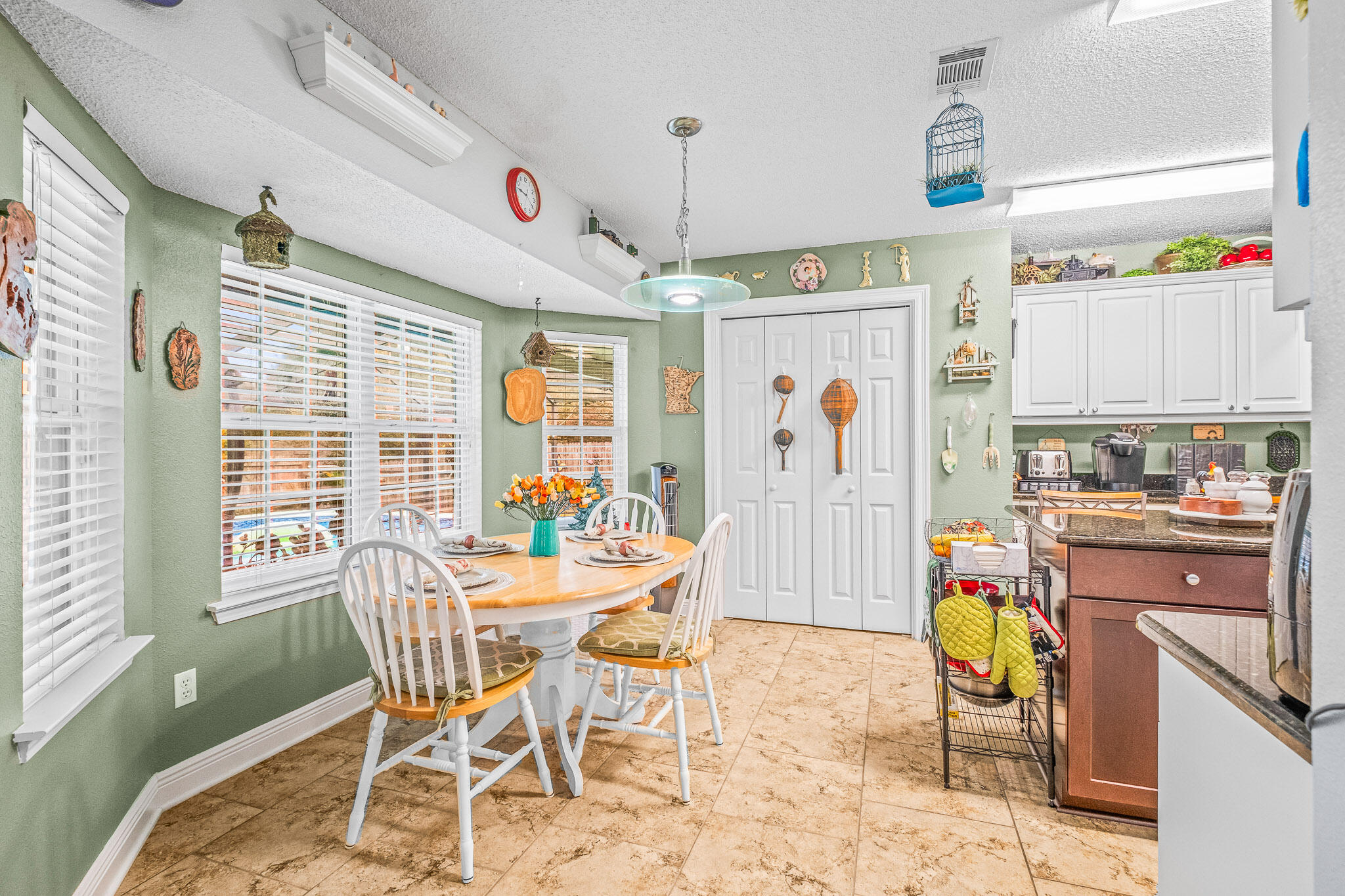 MAGNOLIA LAKE ESTATES PH 2 - Residential