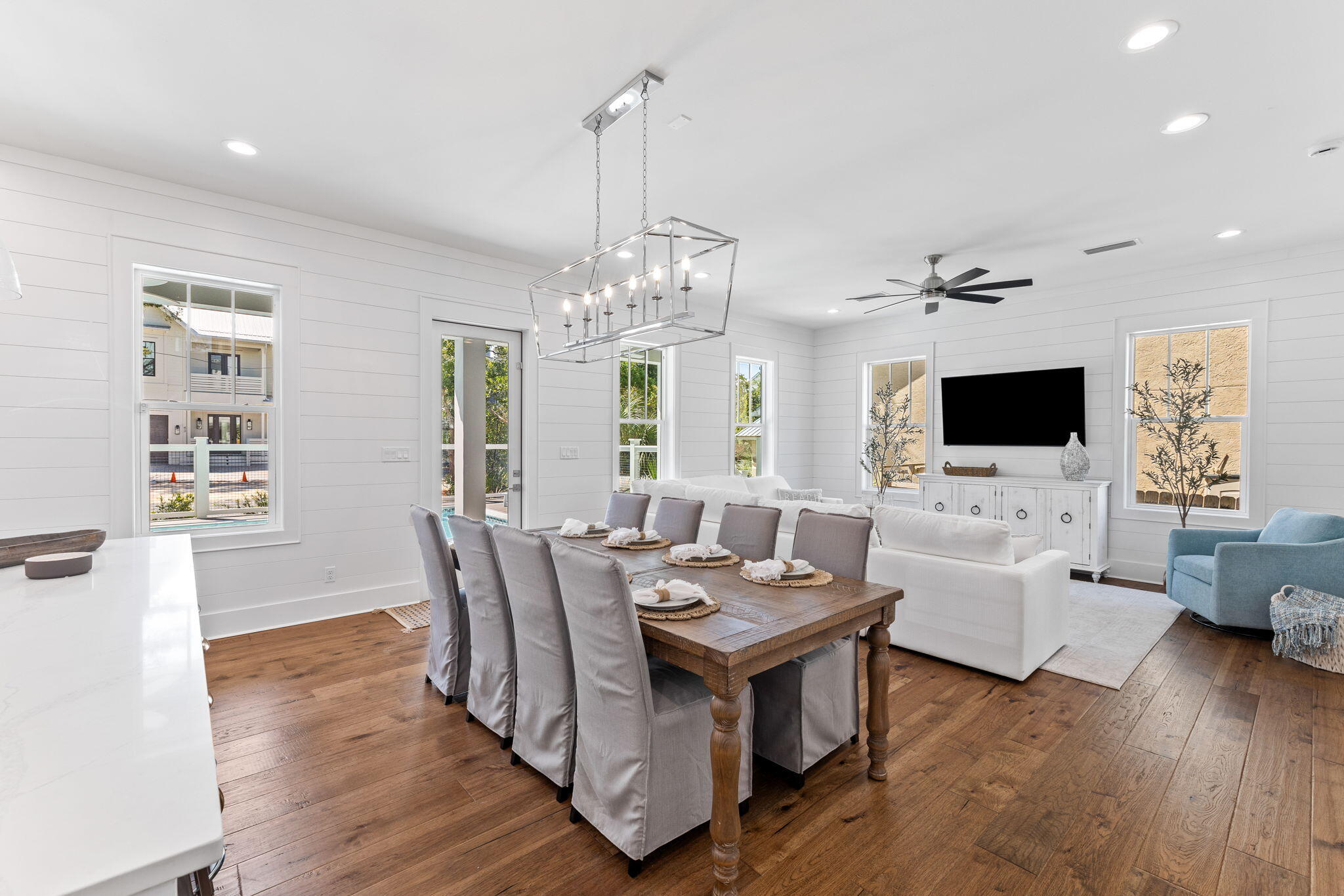 DALTON UNREC - Residential