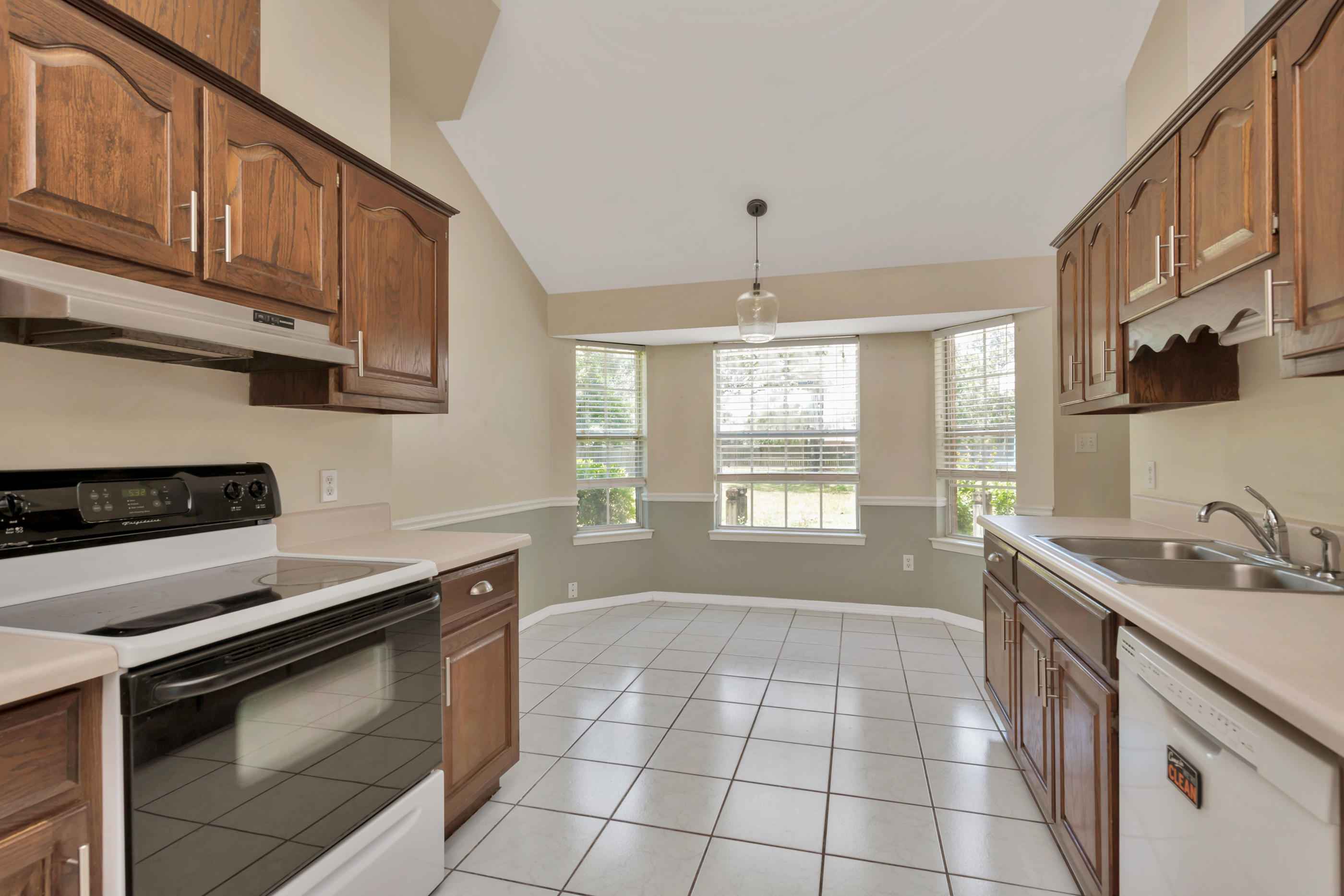 HOLLEY BY THE SEA - Residential