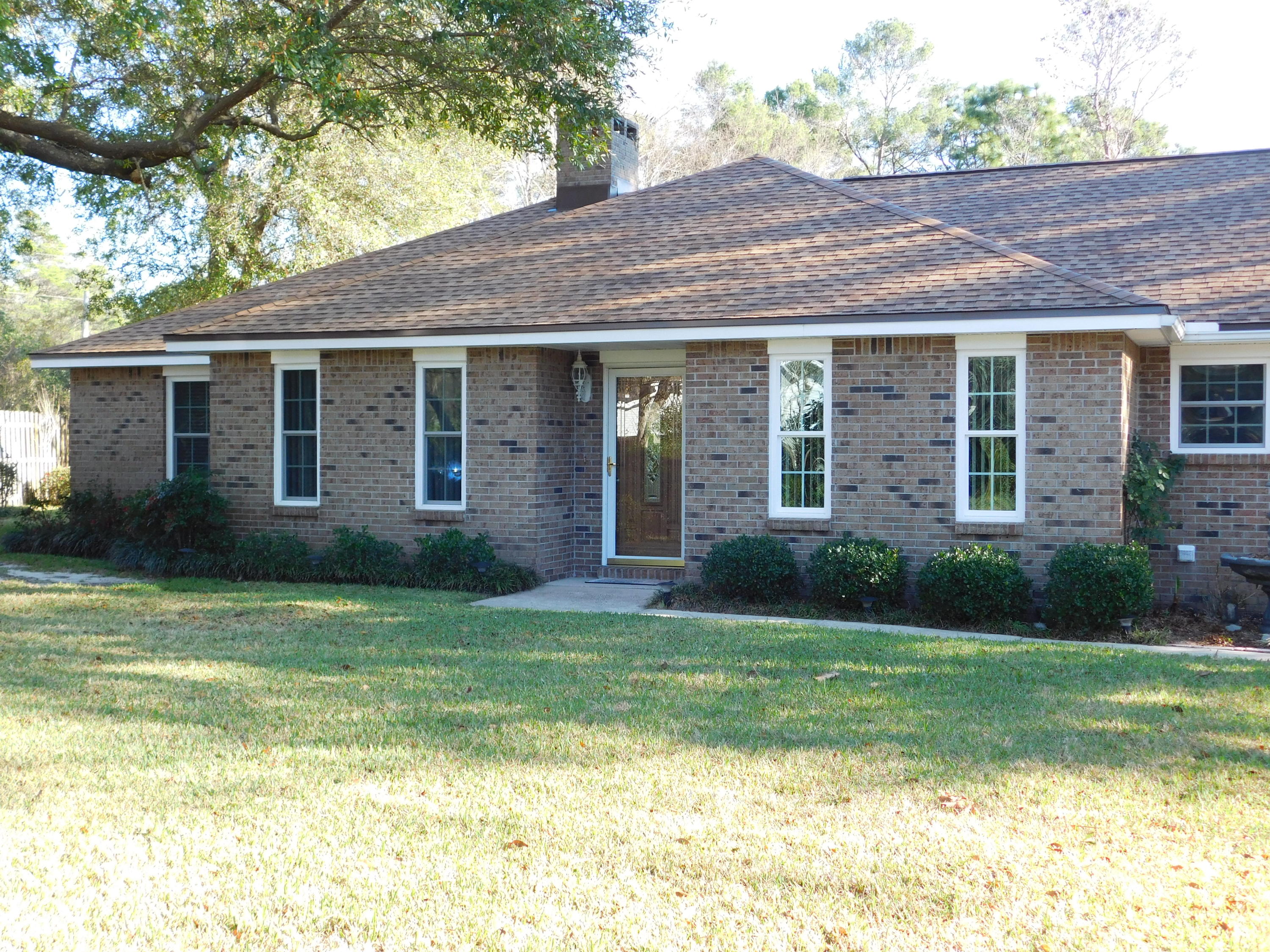 Le Chateau - Residential