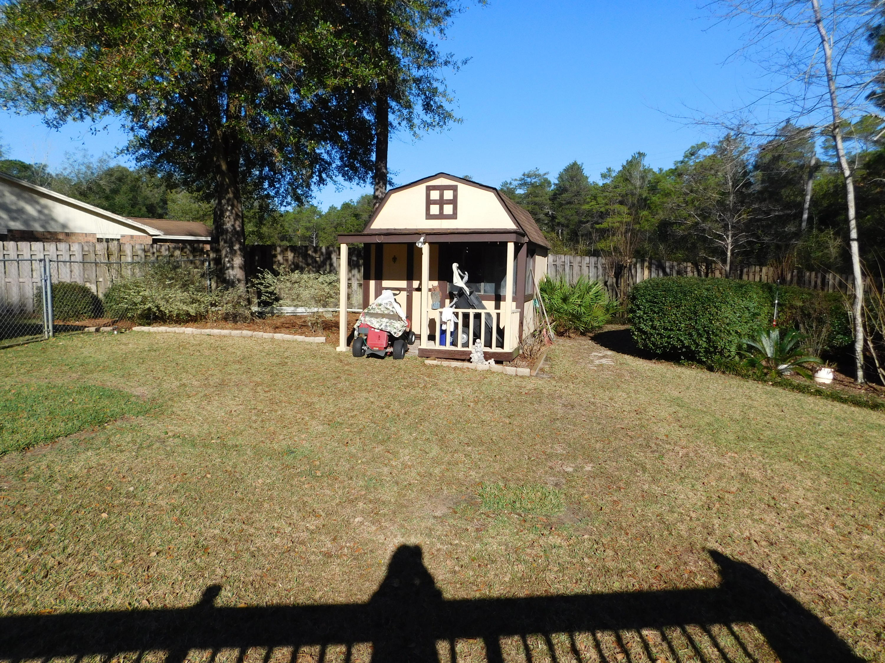 Le Chateau - Residential