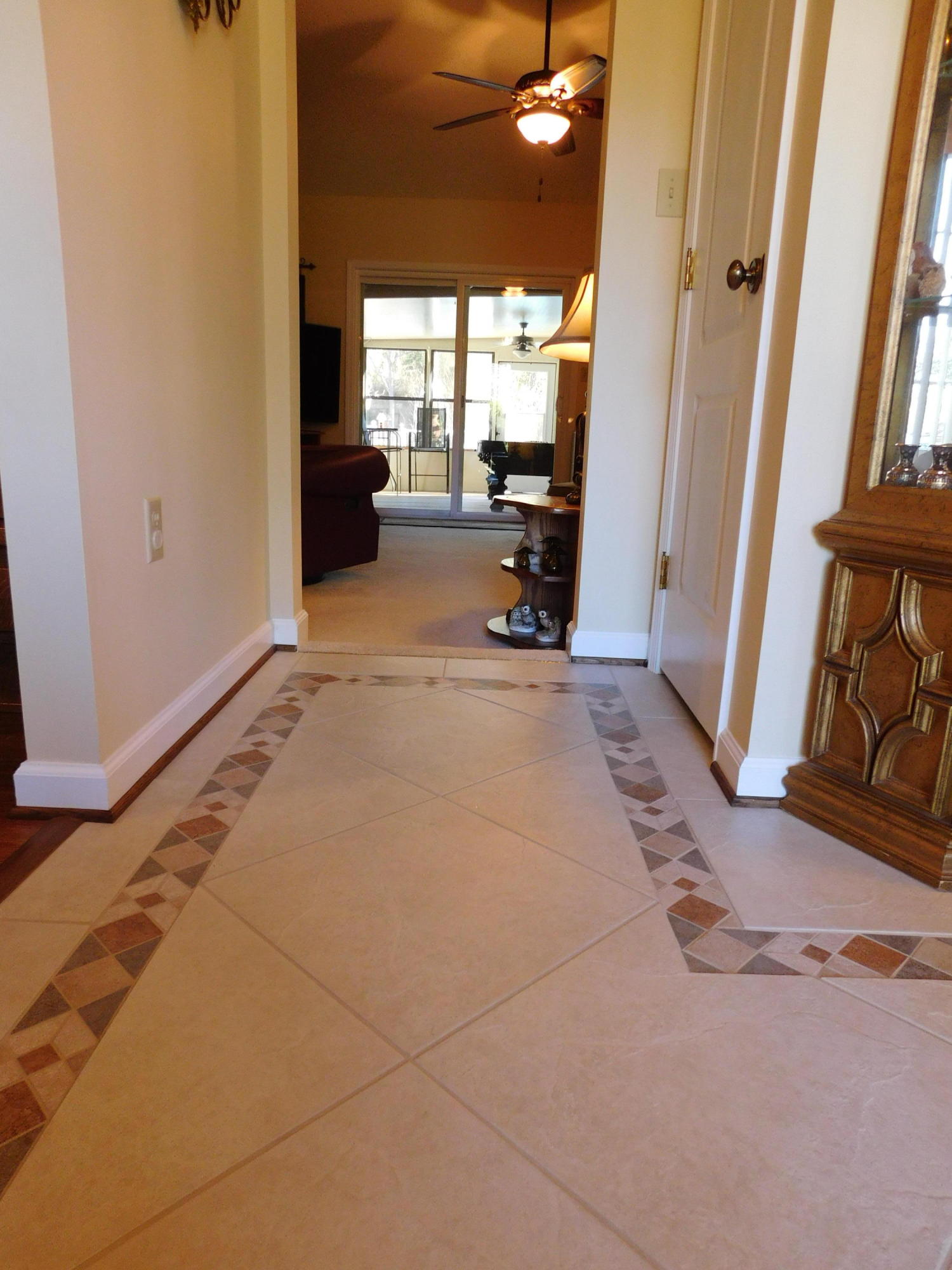 Le Chateau - Residential