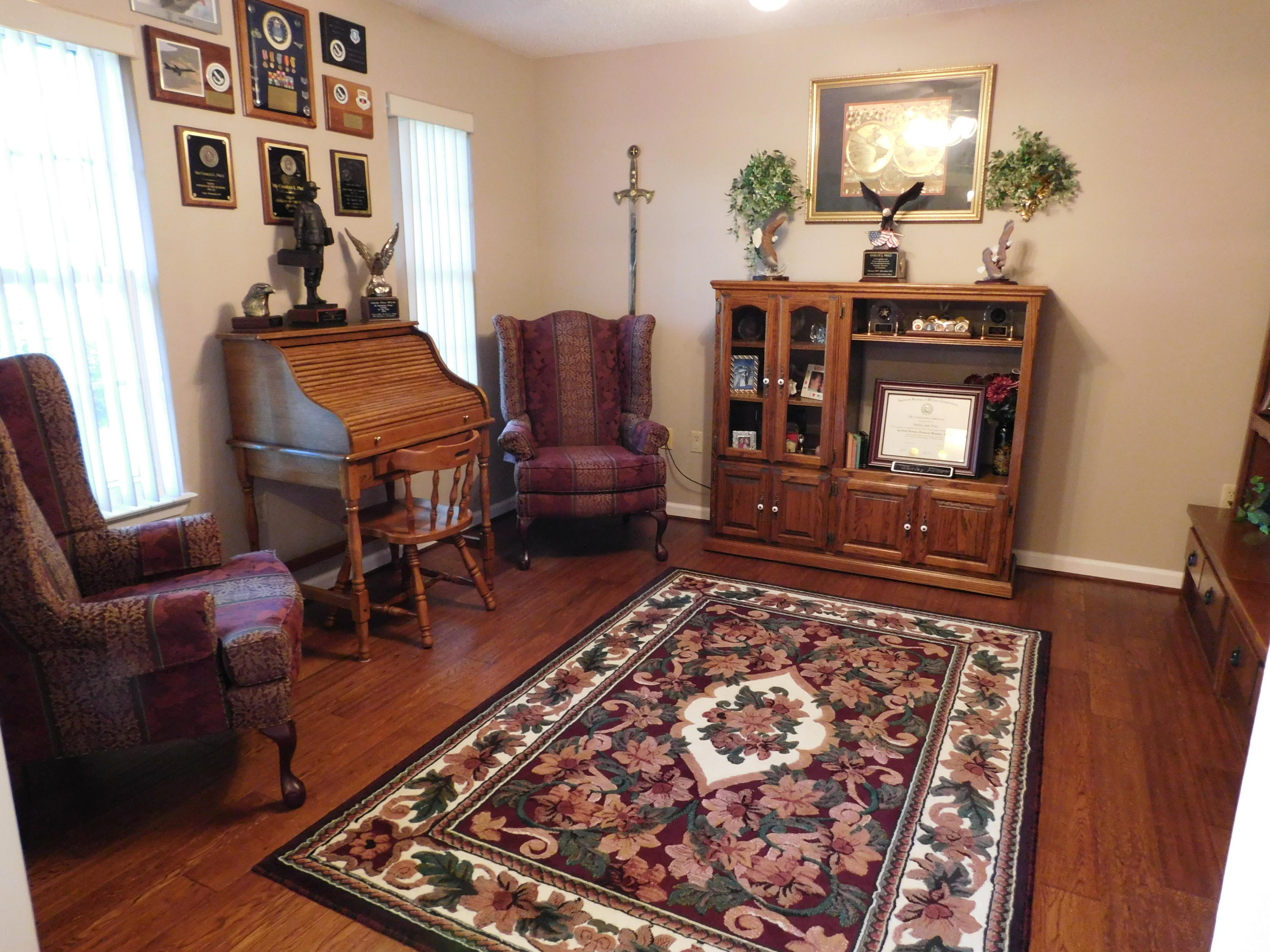 Le Chateau - Residential