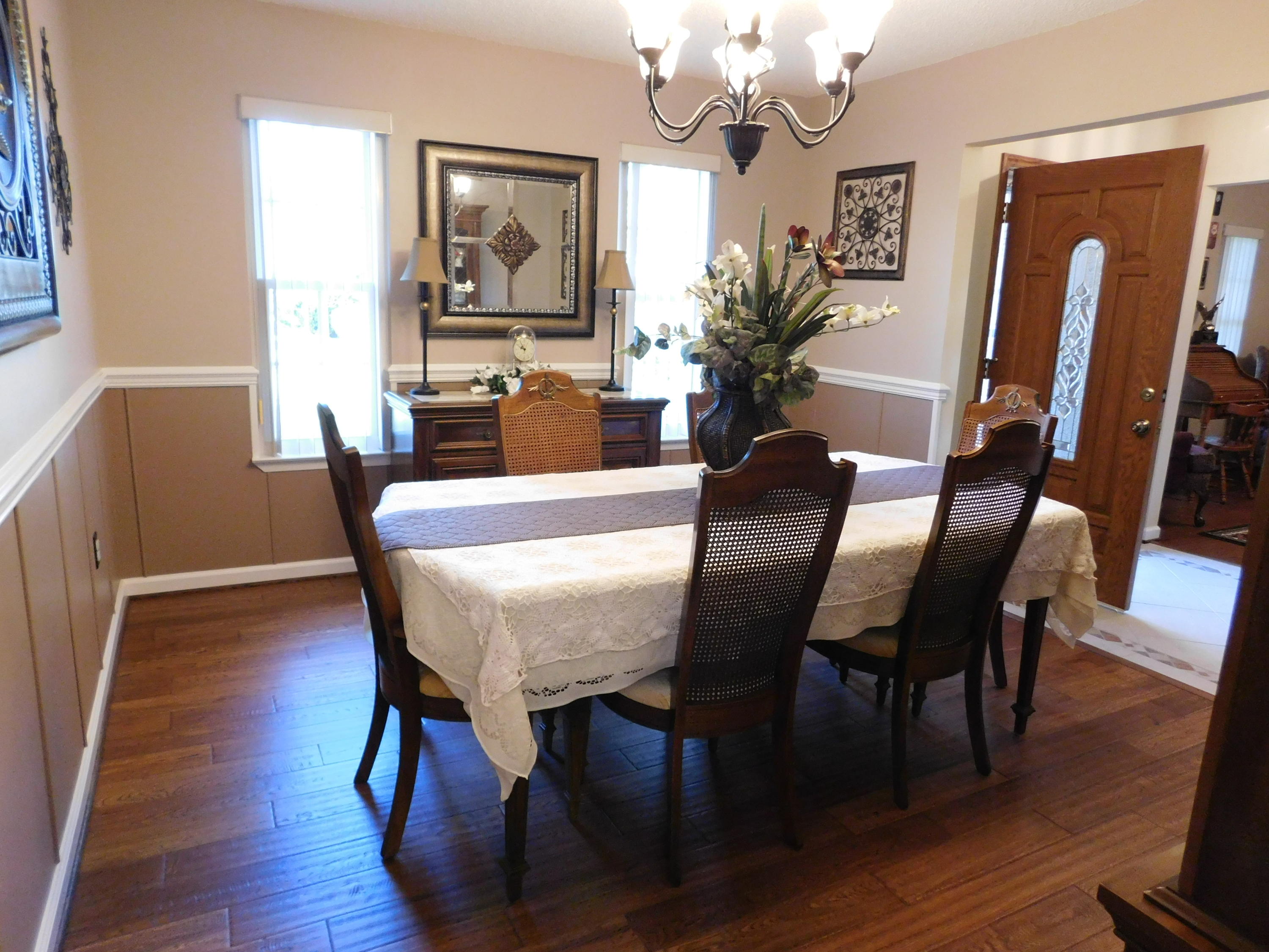 Le Chateau - Residential