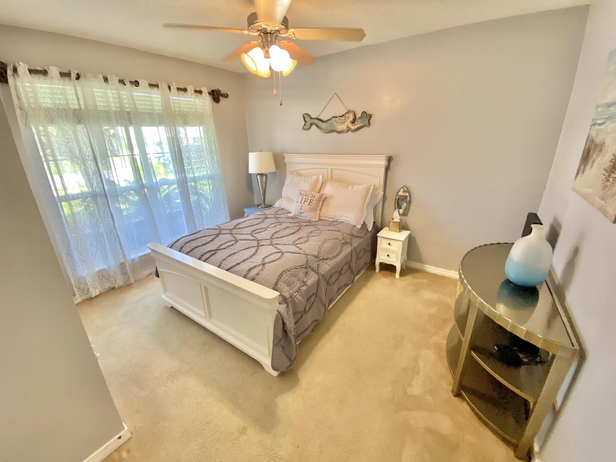 PARADISE RETREAT - Residential